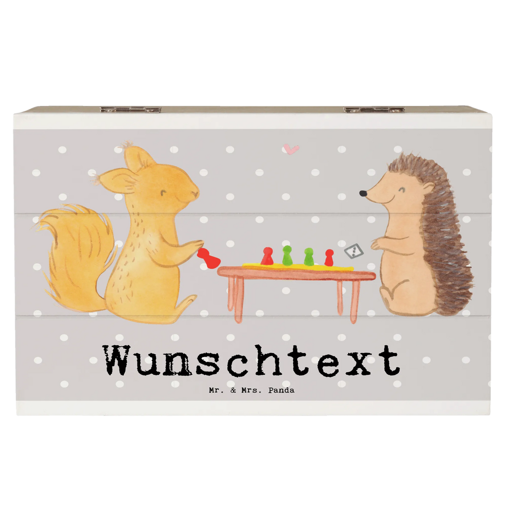Personalisierte Holzkiste Eichhörnchen Gesellschaftsspiele Aufbewahrungsbox mit Namen, Erinnerungsbox Personalisiert, Truhe mit Namen, Truhe Personalisiert, Kiste mit Namen, Aufbewahrungsbox Personalisiert, Holzkiste mit Namen, Schatulle mit Namen, GEschenkdose Personalisiert, Dekokiste Personalisiert, Erinnerungsbox mit Namen, Dekokiste mit Namen, Schatulle Personalisiert, Erinnerungskiste Personalisiert, Holzkiste Personalisiert, Schatzkiste mit Namen, mit Namen, Schatzkiste Personalisiert, Kiste Personalisiert, Geschenkbox Personalisiert, Geschenk, Schenken, Sport, Sportart, Hobby, Danke, Dankeschön, Auszeichnung, Gewinn, Sportler, Spielen, Spieleabend, Gesellschaftsspiele