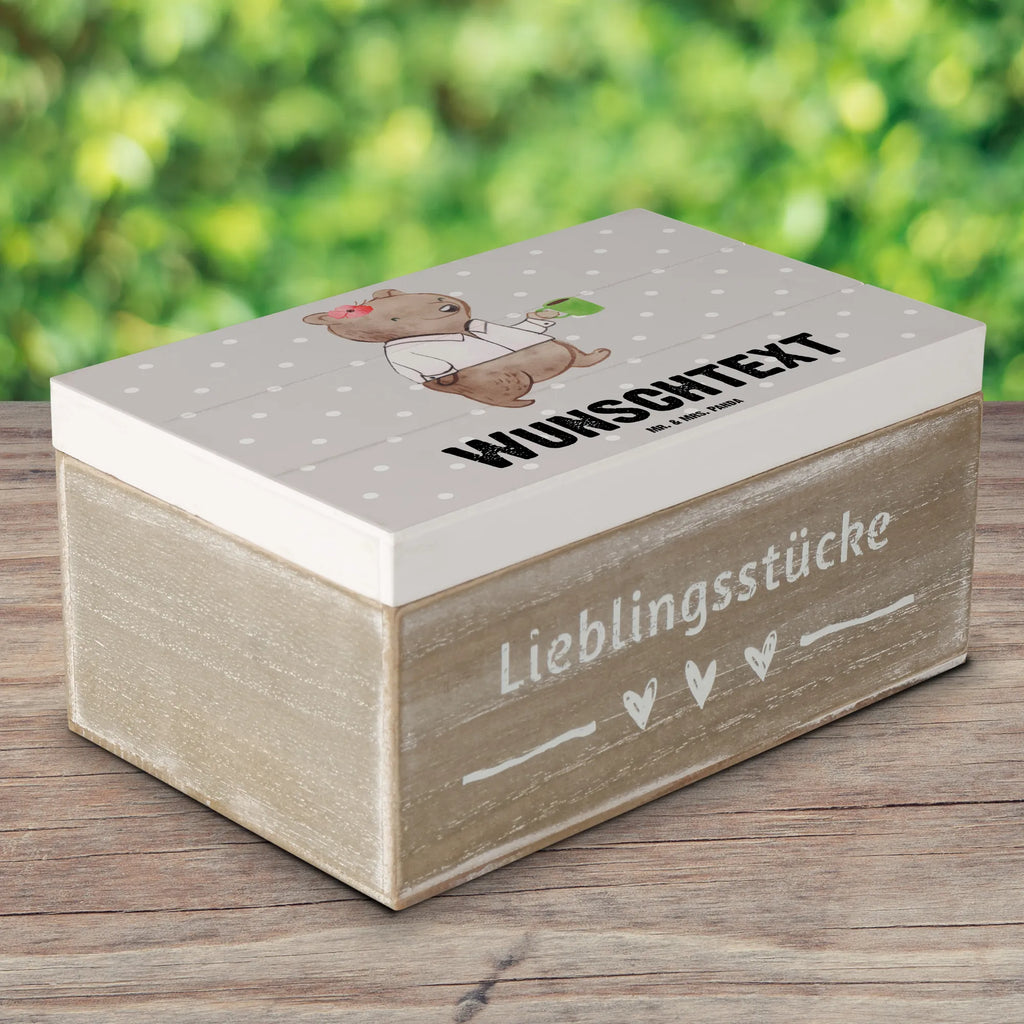 Personalizowane drewniane pudełko Dyrektor generalny serce Schatulle Personalisiert, Schatzkiste Personalisiert, Aufbewahrungsbox Personalisiert, Holzkiste Personalisiert, GEschenkdose Personalisiert, Erinnerungskiste Personalisiert, Geschenkbox Personalisiert, mit Namen, Truhe Personalisiert, Aufbewahrungsbox mit Namen, Dekokiste mit Namen, Holzkiste mit Namen, Dekokiste Personalisiert, Erinnerungsbox Personalisiert, Kiste mit Namen, Schatulle mit Namen, Truhe mit Namen, Kiste Personalisiert, Schatzkiste mit Namen, Erinnerungsbox mit Namen, Beruf, Firma, Schenken, Mitarbeiter, Arbeitskollege, Danke, Kollegin, Geschenk, Kollege, Rente, Jubiläum, Abschied, Dankeschön, Ausbildung, Firmeninhaber, Direktor, Unternehmensinhaber, Geschäftsinhaber, Leiter, CEO, Chef, Führungskraft