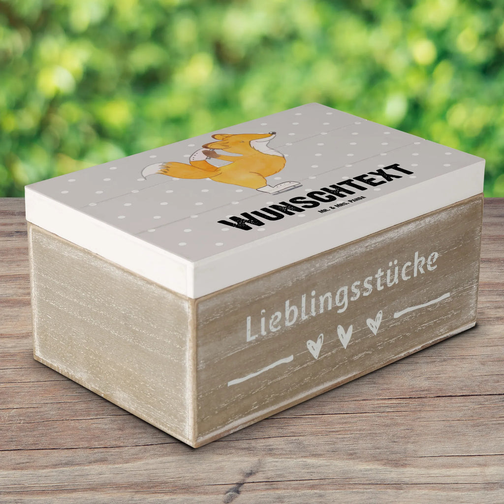 Personalisierte Holzkiste Fuchs Eiskunstläufer Schatzkiste mit Namen, Truhe mit Namen, Aufbewahrungsbox mit Namen, Dekokiste Personalisiert, GEschenkdose Personalisiert, Schatzkiste Personalisiert, Holzkiste Personalisiert, Geschenkbox Personalisiert, Truhe Personalisiert, Schatulle Personalisiert, Dekokiste mit Namen, Kiste mit Namen, mit Namen, Erinnerungsbox Personalisiert, Kiste Personalisiert, Erinnerungsbox mit Namen, Schatulle mit Namen, Erinnerungskiste Personalisiert, Aufbewahrungsbox Personalisiert, Holzkiste mit Namen, Geschenk, Schenken, Sport, Sportart, Hobby, Danke, Dankeschön, Auszeichnung, Gewinn, Sportler, Eiskunst, Eiskunstläuferin, Eiskunstläufer
