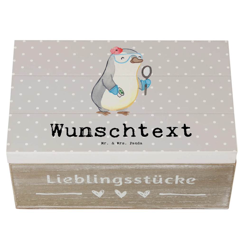 Personalisierte Holzkiste Biologin mit Herz Geschenkbox personalisiert, Truhe mit Namen, Aufbewahrungsbox Personalisiert, Dekokiste mit Namen, Aufbewahrungsbox mit Namen, Kiste mit Namen, Truhe Personalisiert, Kiste Personalisiert, Holzkiste mit Namen, GEschenkdose personalisiert, Schatzkiste Personalisiert, Erinnerungsbox mit Namen, Schatulle Personalisiert, Holzkiste Personalisiert, Schatzkiste mit Namen, Erinnerungskiste Personalisiert, Schatulle mit Namen, mit Namen, Dekokiste Personalisiert, Erinnerungsbox Personalisiert, Erinnerungskiste, Beruf, Ausbildung, Jubiläum, Abschied, Rente, Kollege, Kollegin, Geschenk, Schenken, Arbeitskollege, Mitarbeiter, Firma, Danke, Dankeschön, Labor, Studium, Biologin, Biologie, Master, Bachelor, Naturwissenschaftlerin