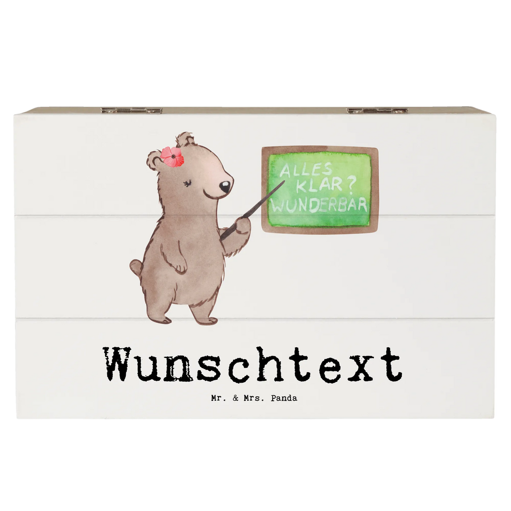 Personalisierte Holzkiste Dozentin Herz Dekokiste Personalisiert, Truhe mit Namen, Dekokiste mit Namen, Schatulle Personalisiert, Truhe Personalisiert, Geschenkbox Personalisiert, Schatzkiste mit Namen, Schatzkiste Personalisiert, Aufbewahrungsbox Personalisiert, Erinnerungsbox Personalisiert, Holzkiste mit Namen, Aufbewahrungsbox mit Namen, Erinnerungsbox mit Namen, Schatulle mit Namen, Erinnerungskiste Personalisiert, Kiste Personalisiert, GEschenkdose Personalisiert, mit Namen, Holzkiste Personalisiert, Kiste mit Namen, Beruf, Firma, Schenken, Mitarbeiter, Arbeitskollege, Danke, Kollegin, Geschenk, Kollege, Rente, Jubiläum, Abschied, Dankeschön, Ausbildung, Universität, Akademikerin, Dozentin, Tutorin, Vorlesung, Unterricht, Professorin, Uni