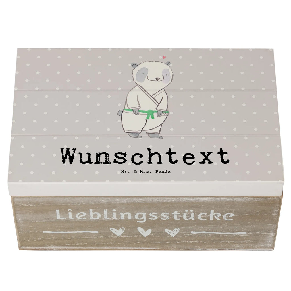 Personalisierte Holzkiste Panda Jiu Jitsu Holzkiste mit Namen, Schatzkiste mit Namen, Holzkiste Personalisiert, Aufbewahrungsbox Personalisiert, Kiste mit Namen, Truhe Personalisiert, Truhe mit Namen, Geschenkbox Personalisiert, Dekokiste Personalisiert, GEschenkdose Personalisiert, Erinnerungsbox Personalisiert, Schatzkiste Personalisiert, mit Namen, Schatulle mit Namen, Erinnerungsbox mit Namen, Schatulle Personalisiert, Aufbewahrungsbox mit Namen, Erinnerungskiste Personalisiert, Kiste Personalisiert, Dekokiste mit Namen, Geschenk, Schenken, Sport, Sportart, Hobby, Danke, Dankeschön, Auszeichnung, Gewinn, Sportler, Selbstverteidigung, Japanische Kampfkunst, Jiu Jitsu