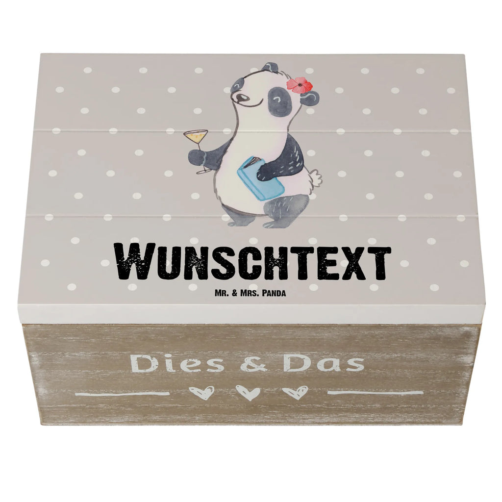 Personalisierte Holzkiste Panda Beste Sitznachbarin der Welt Dekokiste mit Namen, Geschenkbox Personalisiert, Kiste mit Namen, GEschenkdose Personalisiert, Schatulle mit Namen, Erinnerungsbox mit Namen, Erinnerungsbox Personalisiert, Dekokiste Personalisiert, Schatzkiste mit Namen, Truhe Personalisiert, Truhe mit Namen, Holzkiste Personalisiert, Aufbewahrungsbox mit Namen, Erinnerungskiste Personalisiert, Aufbewahrungsbox Personalisiert, Schatulle Personalisiert, Holzkiste mit Namen, Kiste Personalisiert, Schatzkiste Personalisiert, mit Namen, Geschenkidee, Geschenk, Schenken, Mitbringsel, Geburtstag, Geburtstagsgeschenk, für, Danke, Dankeschön, Bedanken, Freude machen, Geschenktipp, Hochschule, Uni, Seminar, Mitschülerin, Universität, Kommilitone, Nachbarin, Schule, Sitznachbarin, Tischnachbar, Mitstudentin, Beste Sitznachbarin Der Welt, Weltbeste Sitznachbarin, Stuhlnachbar