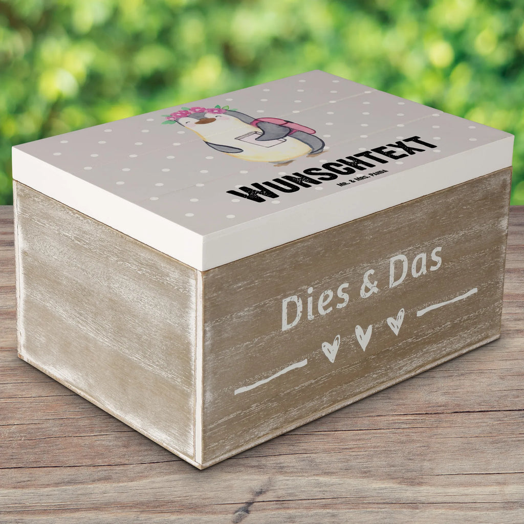 Personalised wooden chest penguin best daughter in the world Holzkiste mit Namen, Truhe Personalisiert, Dekokiste Personalisiert, GEschenkdose Personalisiert, Schatulle Personalisiert, Kiste mit Namen, Schatulle mit Namen, Erinnerungsbox Personalisiert, Holzkiste Personalisiert, mit Namen, Dekokiste mit Namen, Erinnerungskiste Personalisiert, Aufbewahrungsbox mit Namen, Erinnerungsbox mit Namen, Geschenkbox Personalisiert, Truhe mit Namen, Kiste Personalisiert, Aufbewahrungsbox Personalisiert, Schatzkiste mit Namen, Schatzkiste Personalisiert, Geschenkidee, Geschenk, Schenken, Mitbringsel, Geburtstag, Geburtstagsgeschenk, für, Danke, Dankeschön, Bedanken, Freude machen, Geschenktipp, Vater, Geburt, Kinder, Kleine, Belohnung, Töchter, Töchterchen, Mutter, Kind, Tochter, Familie