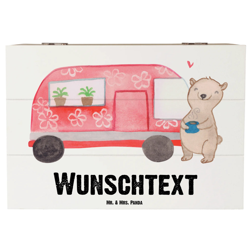 Personalisierte Holzkiste Bär Camper mit Namen, Geschenkbox Personalisiert, Truhe mit Namen, Schatulle mit Namen, Dekokiste mit Namen, Holzkiste Personalisiert, Erinnerungsbox Personalisiert, Dekokiste Personalisiert, Aufbewahrungsbox Personalisiert, Schatzkiste mit Namen, Erinnerungskiste Personalisiert, Erinnerungsbox mit Namen, Kiste Personalisiert, Schatulle Personalisiert, Truhe Personalisiert, Holzkiste mit Namen, Schatzkiste Personalisiert, GEschenkdose Personalisiert, Aufbewahrungsbox mit Namen, Kiste mit Namen, Geschenk, Schenken, Sport, Sportart, Hobby, Danke, Dankeschön, Auszeichnung, Gewinn, Sportler, Roadtrip, Campingplatz, Zelten, Campen, Wohnmobil, Camper, Urlaub