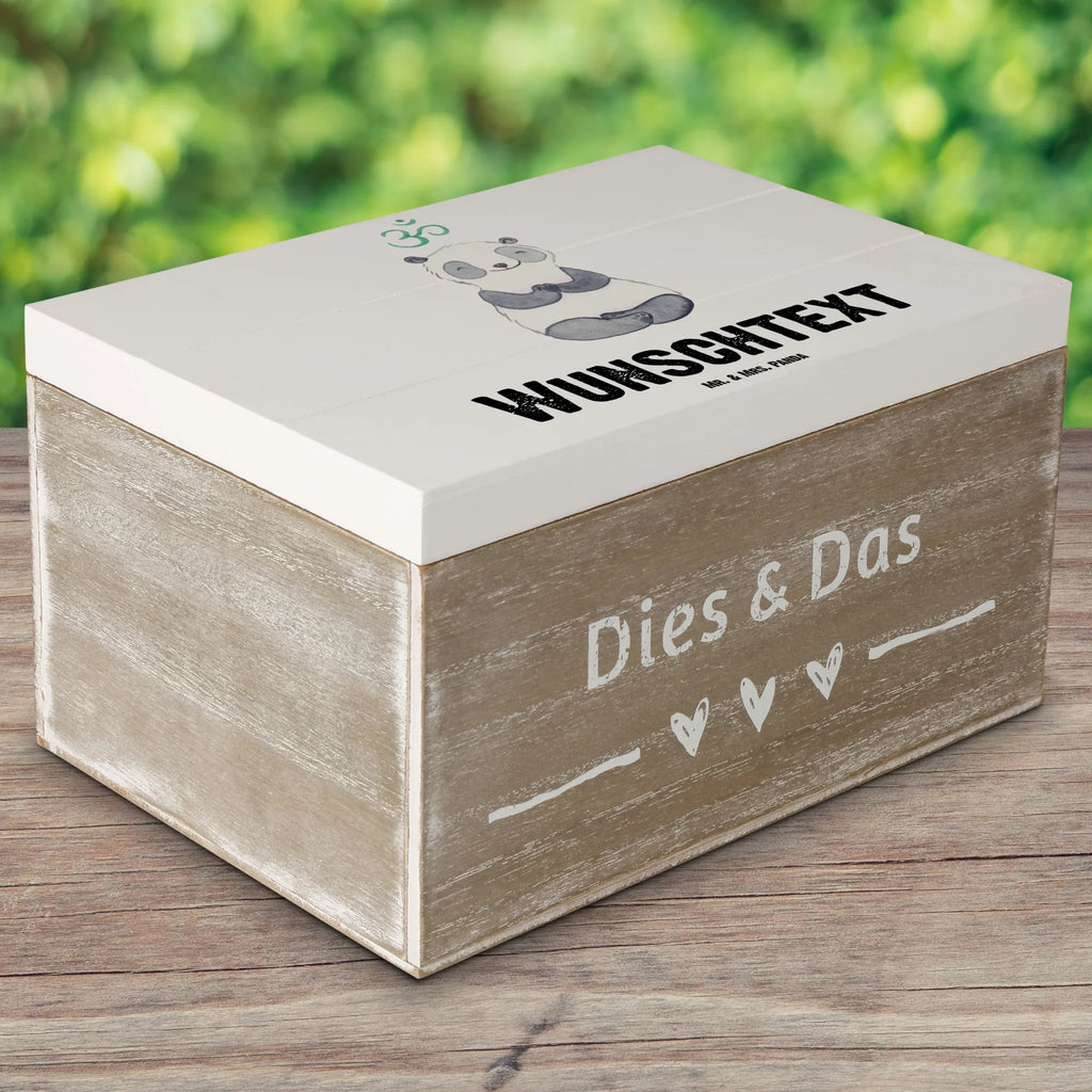 Personalizowane drewniane pudełko Panda medytować mit Namen, Holzkiste mit Namen, GEschenkdose Personalisiert, Schatulle mit Namen, Schatzkiste mit Namen, Dekokiste mit Namen, Truhe mit Namen, Kiste mit Namen, Aufbewahrungsbox mit Namen, Erinnerungsbox Personalisiert, Aufbewahrungsbox Personalisiert, Erinnerungsbox mit Namen, Kiste Personalisiert, Geschenkbox Personalisiert, Truhe Personalisiert, Dekokiste Personalisiert, Schatulle Personalisiert, Erinnerungskiste Personalisiert, Holzkiste Personalisiert, Schatzkiste Personalisiert, Geschenk, Schenken, Sport, Sportart, Hobby, Danke, Dankeschön, Auszeichnung, Gewinn, Sportler, Meditation, Meditieren, Meditationskurs