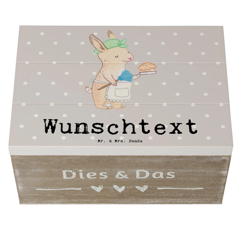 Personalisierte Holzkiste Haushaltshilfe Herz Erinnerungsbox Personalisiert, Schatulle Personalisiert, Holzkiste mit Namen, Aufbewahrungsbox Personalisiert, Geschenkbox Personalisiert, Schatulle mit Namen, Schatzkiste mit Namen, Erinnerungskiste Personalisiert, Erinnerungsbox mit Namen, Aufbewahrungsbox mit Namen, GEschenkdose Personalisiert, Truhe mit Namen, Truhe Personalisiert, Kiste mit Namen, Kiste Personalisiert, Dekokiste Personalisiert, Holzkiste Personalisiert, Dekokiste mit Namen, mit Namen, Schatzkiste Personalisiert, Beruf, Firma, Schenken, Mitarbeiter, Arbeitskollege, Danke, Kollegin, Geschenk, Kollege, Rente, Jubiläum, Abschied, Dankeschön, Ausbildung, Reinigungskraft, Haushaltshilfe, Putzfrau
