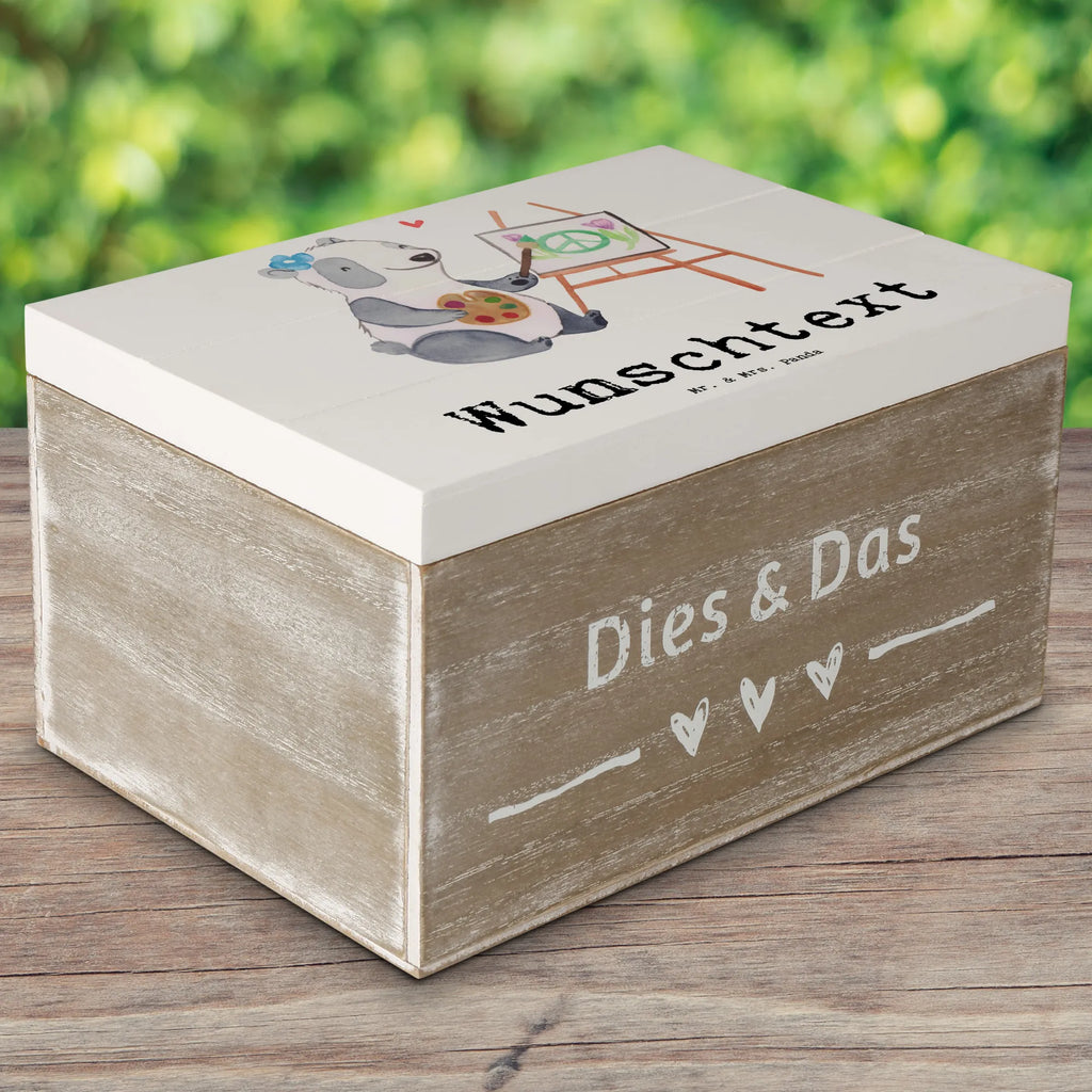 Personalisierte Holzkiste Künstlerin Herz Erinnerungsbox Personalisiert, Schatulle mit Namen, Dekokiste mit Namen, Aufbewahrungsbox mit Namen, Aufbewahrungsbox Personalisiert, GEschenkdose Personalisiert, Kiste mit Namen, Schatzkiste mit Namen, Geschenkbox Personalisiert, Dekokiste Personalisiert, Truhe mit Namen, Schatzkiste Personalisiert, Holzkiste mit Namen, Kiste Personalisiert, Schatulle Personalisiert, Erinnerungsbox mit Namen, mit Namen, Holzkiste Personalisiert, Erinnerungskiste Personalisiert, Truhe Personalisiert, Beruf, Firma, Schenken, Mitarbeiter, Arbeitskollege, Danke, Kollegin, Geschenk, Kollege, Rente, Jubiläum, Abschied, Dankeschön, Ausbildung, Künstlerin, Kunstschule, Galerie Eröffnung, Kunstmalerin, Malerin