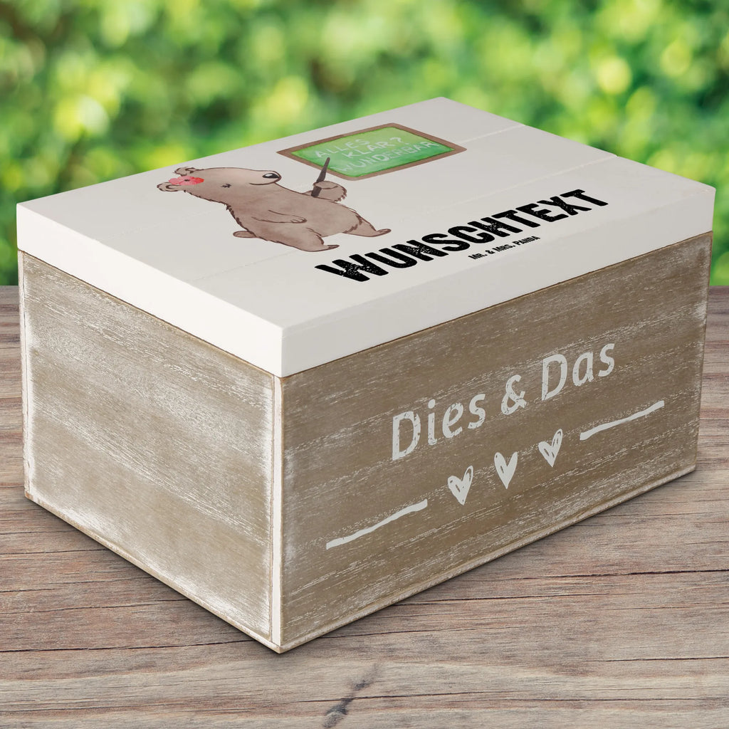 Personalisierte Holzkiste Nachhilfelehrerin Herz Kiste mit Namen, GEschenkdose Personalisiert, Kiste Personalisiert, mit Namen, Erinnerungsbox mit Namen, Aufbewahrungsbox mit Namen, Holzkiste mit Namen, Truhe Personalisiert, Schatzkiste Personalisiert, Schatzkiste mit Namen, Dekokiste mit Namen, Erinnerungsbox Personalisiert, Schatulle mit Namen, Schatulle Personalisiert, Erinnerungskiste Personalisiert, Truhe mit Namen, Holzkiste Personalisiert, Aufbewahrungsbox Personalisiert, Geschenkbox Personalisiert, Dekokiste Personalisiert, Beruf, Firma, Schenken, Mitarbeiter, Arbeitskollege, Danke, Kollegin, Geschenk, Kollege, Rente, Jubiläum, Abschied, Dankeschön, Ausbildung, Nachhilfelehrerin, Nachhilfeschule, Nachhilfeunterricht