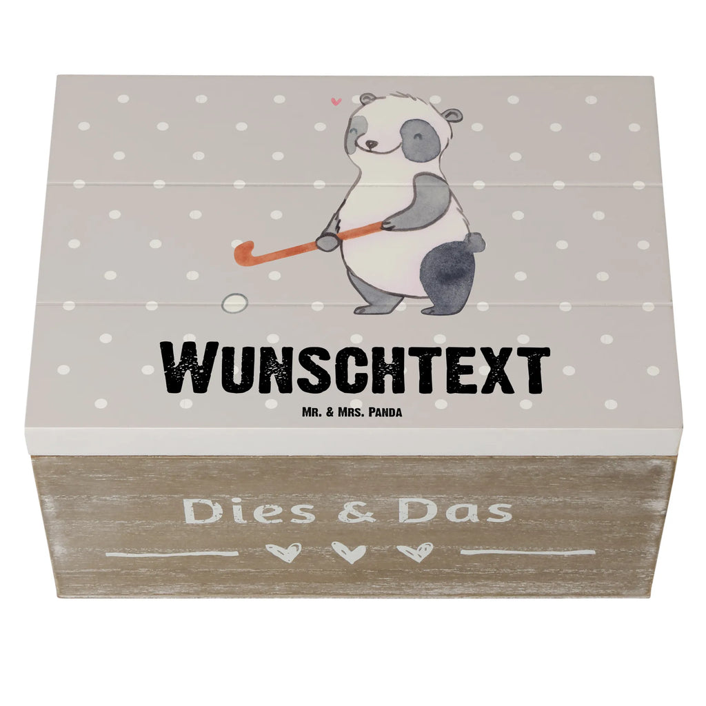 Personalizowane drewniane pudełko Panda grać w hokej Holzkiste mit Namen, Aufbewahrungsbox mit Namen, Aufbewahrungsbox Personalisiert, Schatzkiste mit Namen, Kiste Personalisiert, GEschenkdose Personalisiert, Schatulle mit Namen, Kiste mit Namen, Erinnerungsbox Personalisiert, Truhe mit Namen, Dekokiste mit Namen, Schatzkiste Personalisiert, Schatulle Personalisiert, Erinnerungsbox mit Namen, mit Namen, Truhe Personalisiert, Geschenkbox Personalisiert, Dekokiste Personalisiert, Erinnerungskiste Personalisiert, Holzkiste Personalisiert, Geschenk, Schenken, Sport, Sportart, Hobby, Danke, Dankeschön, Auszeichnung, Gewinn, Sportler, Feldhockey, Hockey spielen, Hockey Verein, Hockeyschläger