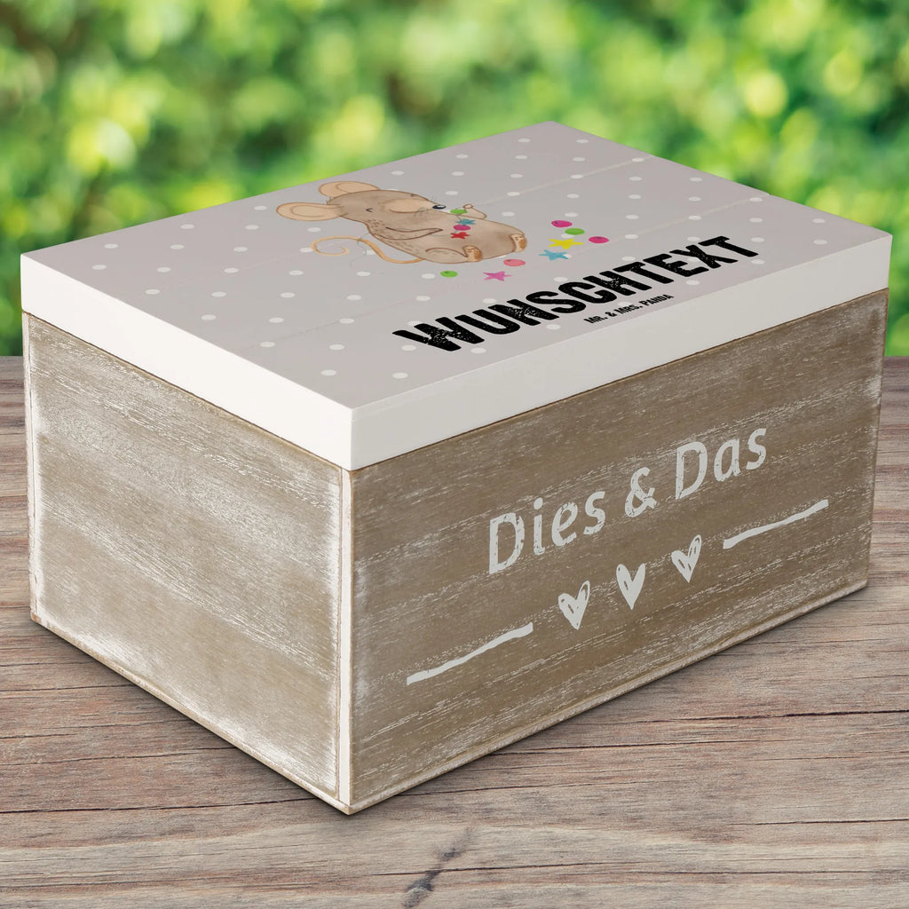 Personalisierte Holzkiste Maus Schmuck selber machen Holzkiste Personalisiert, Schatulle Personalisiert, Aufbewahrungsbox mit Namen, Holzkiste mit Namen, Dekokiste Personalisiert, Schatulle mit Namen, Truhe Personalisiert, Kiste Personalisiert, Erinnerungsbox mit Namen, Truhe mit Namen, Kiste mit Namen, Geschenkbox Personalisiert, Schatzkiste Personalisiert, GEschenkdose Personalisiert, Erinnerungsbox Personalisiert, Dekokiste mit Namen, Erinnerungskiste Personalisiert, Schatzkiste mit Namen, Aufbewahrungsbox Personalisiert, mit Namen, Sport, Danke, Auszeichnung, Hobby, Sportler, Gewinn, Sportart, Schenken, Geschenk, Dankeschön, Schmuck Basteln, Schmuck Selber machen, DIY