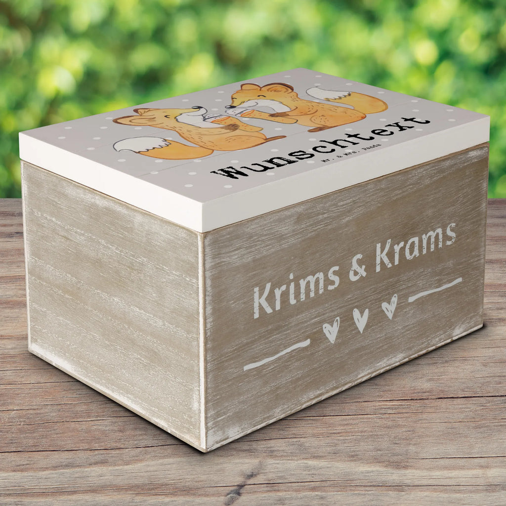 Personalizowane drewniane pudełko lis Najlepszy adoptowany brat na świecie Schatulle Personalisiert, Aufbewahrungsbox Personalisiert, Kiste Personalisiert, Schatzkiste Personalisiert, Holzkiste mit Namen, Geschenkbox Personalisiert, Kiste mit Namen, Truhe mit Namen, Schatulle mit Namen, Dekokiste mit Namen, Erinnerungsbox Personalisiert, Erinnerungskiste Personalisiert, mit Namen, GEschenkdose Personalisiert, Aufbewahrungsbox mit Namen, Schatzkiste mit Namen, Holzkiste Personalisiert, Truhe Personalisiert, Erinnerungsbox mit Namen, Dekokiste Personalisiert, Geschenkidee, Geschenk, Schenken, Mitbringsel, Geburtstag, Geburtstagsgeschenk, für, Danke, Dankeschön, Bedanken, Freude machen, Geschenktipp, Kleinigkeit, Familie, Brother, Bester, Bruder, Adoptivbruder, Bruderherz, Brudi, Geschwister, Sohn, Schwester, Adoptiert