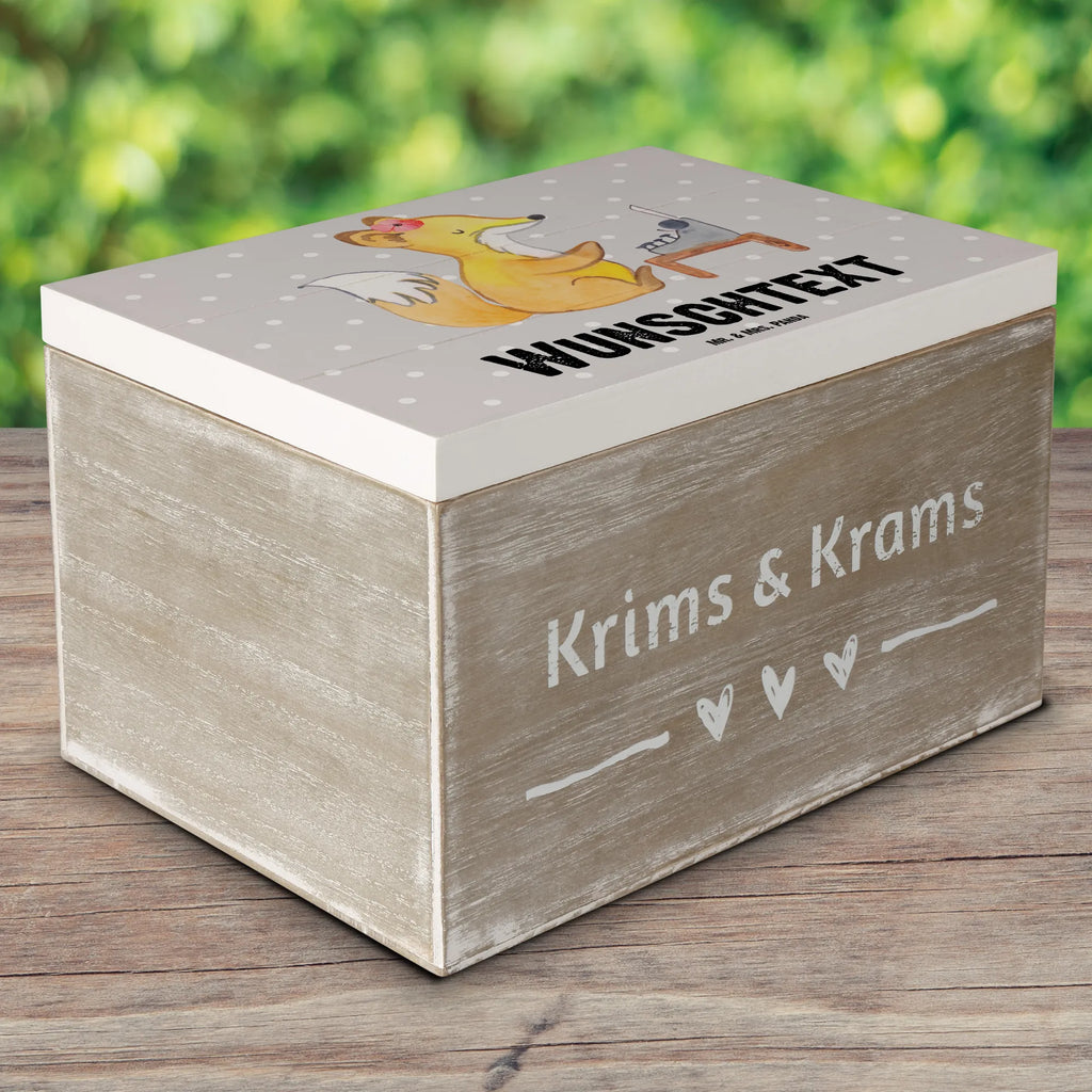 Personalisierte Holzkiste Fuchs Beste Kollegin der Welt Dekokiste Personalisiert, Truhe mit Namen, Aufbewahrungsbox Personalisiert, Kiste Personalisiert, Erinnerungsbox mit Namen, Holzkiste Personalisiert, GEschenkdose Personalisiert, Truhe Personalisiert, Schatulle Personalisiert, Holzkiste mit Namen, Schatulle mit Namen, Kiste mit Namen, Geschenkbox Personalisiert, Schatzkiste Personalisiert, Dekokiste mit Namen, mit Namen, Aufbewahrungsbox mit Namen, Erinnerungskiste Personalisiert, Erinnerungsbox Personalisiert, Schatzkiste mit Namen, Geschenkidee, Geschenk, Schenken, Mitbringsel, Geburtstag, Geburtstagsgeschenk, für, Danke, Dankeschön, Bedanken, Freude machen, Geschenktipp, Arbeit, Mitarbeiterin, Ruhestand, Freundin, Abschiedsgeschenk, Büro, Kollegin, Beruf, Berufsgenossin, Arbeitskollegin