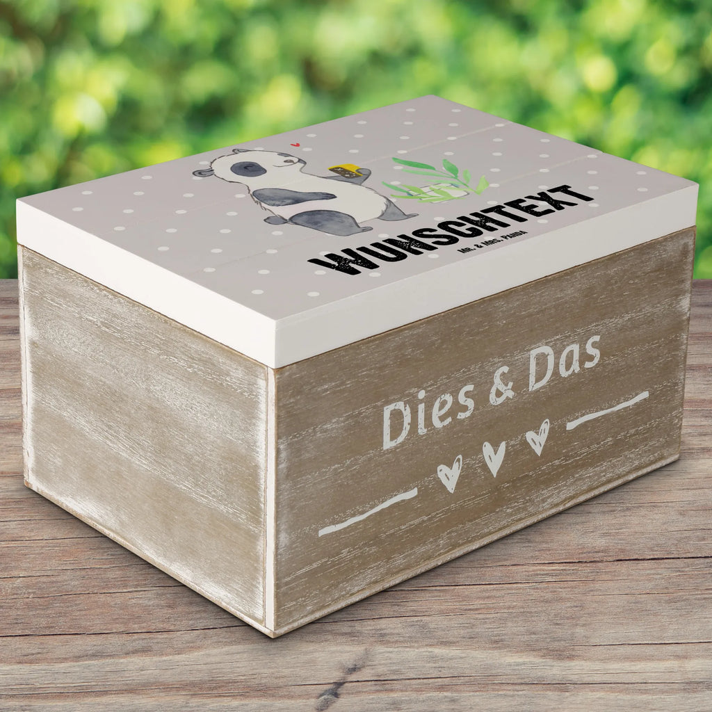 Personalizowane drewniane pudełko Panda Geocaching Dekokiste mit Namen, Schatulle mit Namen, Holzkiste Personalisiert, Erinnerungskiste Personalisiert, Truhe Personalisiert, Schatulle Personalisiert, Schatzkiste Personalisiert, Kiste Personalisiert, Schatzkiste mit Namen, Erinnerungskiste, Aufbewahrungsbox Personalisiert, Aufbewahrungsbox mit Namen, Holzkiste mit Namen, Truhe mit Namen, Erinnerungsbox mit Namen, Dekokiste Personalisiert, mit Namen, Geschenkbox personalisiert, GEschenkdose personalisiert, Kiste mit Namen, Erinnerungsbox Personalisiert, Geschenk, Sport, Sportart, Hobby, Schenken, Danke, Dankeschön, Auszeichnung, Gewinn, Sportler, GPS Schnitzeljagd, Schatzsuchen, Geocaching, Opencaching