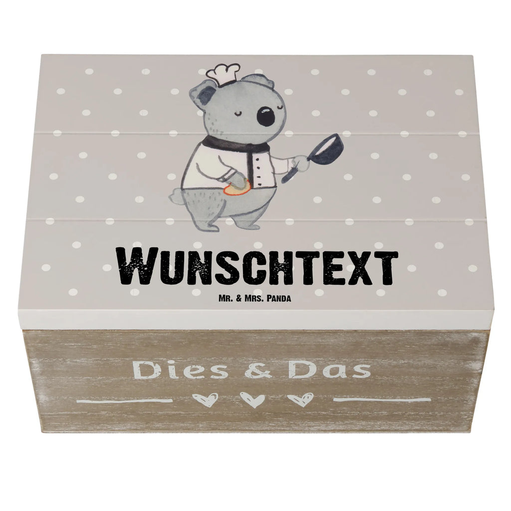 Personalizowane drewniane pudełko pomocnik kucharza serce Schatzkiste mit Namen, Erinnerungsbox Personalisiert, Erinnerungsbox mit Namen, Holzkiste Personalisiert, Schatulle mit Namen, Dekokiste Personalisiert, Aufbewahrungsbox Personalisiert, mit Namen, Kiste Personalisiert, Schatzkiste Personalisiert, GEschenkdose Personalisiert, Erinnerungskiste Personalisiert, Truhe mit Namen, Truhe Personalisiert, Kiste mit Namen, Holzkiste mit Namen, Schatulle Personalisiert, Dekokiste mit Namen, Aufbewahrungsbox mit Namen, Geschenkbox Personalisiert, Beruf, Firma, Schenken, Mitarbeiter, Arbeitskollege, Danke, Kollegin, Geschenk, Kollege, Rente, Jubiläum, Abschied, Dankeschön, Ausbildung, Gastronomie, Koch, Küchenhilfe, Restaurant, Beikoch, Spülhilfe, Jungkoch, Hilfskoch
