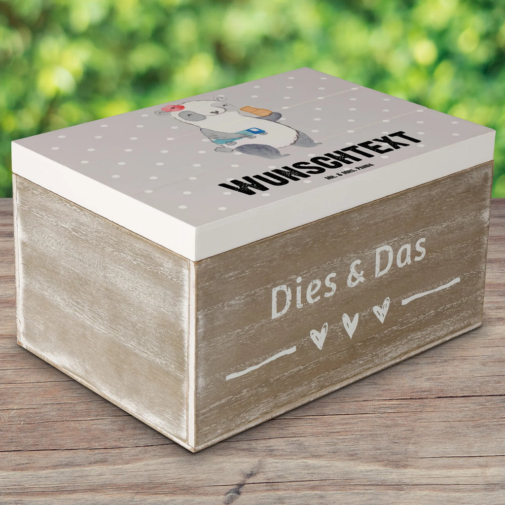 Personalised wooden chest Freight forwarding clerk heart Geschenkbox Personalisiert, Truhe Personalisiert, Dekokiste mit Namen, Erinnerungsbox mit Namen, Kiste mit Namen, Dekokiste Personalisiert, Aufbewahrungsbox mit Namen, Schatulle mit Namen, GEschenkdose Personalisiert, Erinnerungskiste Personalisiert, Schatzkiste mit Namen, mit Namen, Aufbewahrungsbox Personalisiert, Erinnerungsbox Personalisiert, Holzkiste Personalisiert, Schatulle Personalisiert, Kiste Personalisiert, Truhe mit Namen, Schatzkiste Personalisiert, Holzkiste mit Namen, Beruf, Firma, Schenken, Mitarbeiter, Arbeitskollege, Danke, Kollegin, Geschenk, Kollege, Rente, Jubiläum, Abschied, Dankeschön, Ausbildung