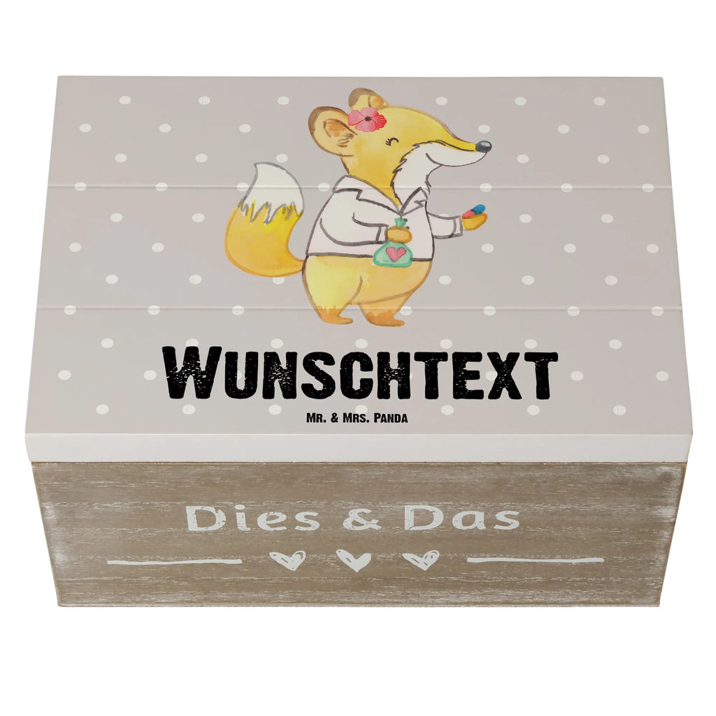 Personalizowane drewniane pudełko farmaceutka Serce Aufbewahrungsbox mit Namen, Kiste Personalisiert, Schatzkiste mit Namen, Erinnerungskiste Personalisiert, Truhe Personalisiert, Kiste mit Namen, Dekokiste mit Namen, mit Namen, Geschenkbox Personalisiert, Truhe mit Namen, Schatulle Personalisiert, Erinnerungsbox Personalisiert, Schatulle mit Namen, Erinnerungsbox mit Namen, Dekokiste Personalisiert, Schatzkiste Personalisiert, GEschenkdose Personalisiert, Aufbewahrungsbox Personalisiert, Holzkiste Personalisiert, Holzkiste mit Namen, Beruf, Firma, Schenken, Mitarbeiter, Arbeitskollege, Danke, Kollegin, Geschenk, Kollege, Rente, Jubiläum, Abschied, Dankeschön, Ausbildung, Apothekerin, Eröffnung Apotheke, Approbation, Pharmazie, Staatsexamen