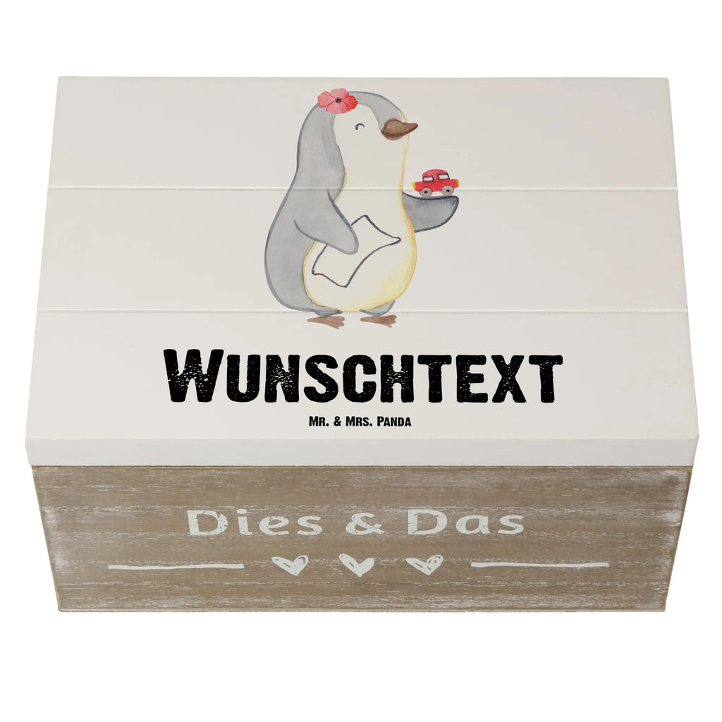 Personalisierte Holzkiste Autohändlerin Herz mit Namen, Erinnerungskiste, Schatulle mit Namen, Dekokiste mit Namen, Erinnerungskiste Personalisiert, Aufbewahrungsbox Personalisiert, Holzkiste Personalisiert, Geschenkbox personalisiert, Schatulle Personalisiert, Kiste mit Namen, Erinnerungsbox Personalisiert, Truhe mit Namen, Schatzkiste Personalisiert, Erinnerungsbox mit Namen, Dekokiste Personalisiert, Holzkiste mit Namen, Aufbewahrungsbox mit Namen, Schatzkiste mit Namen, Truhe Personalisiert, GEschenkdose personalisiert, Kiste Personalisiert, Beruf, Ausbildung, Jubiläum, Abschied, Rente, Kollege, Kollegin, Geschenk, Schenken, Arbeitskollege, Mitarbeiter, Firma, Danke, Dankeschön, Eröffnung Autohaus, Autohändlerin, Autoverkäuferin, Autohandel, Gebrauchtwagenhändlerin