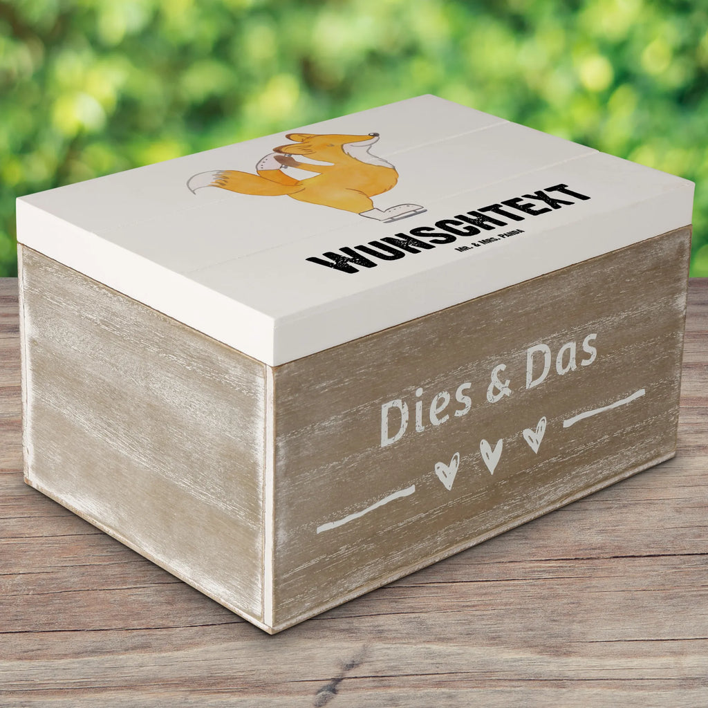 Personalisierte Holzkiste Fuchs Eiskunstläufer Schatzkiste mit Namen, Truhe mit Namen, Aufbewahrungsbox mit Namen, Dekokiste Personalisiert, GEschenkdose Personalisiert, Schatzkiste Personalisiert, Holzkiste Personalisiert, Geschenkbox Personalisiert, Truhe Personalisiert, Schatulle Personalisiert, Dekokiste mit Namen, Kiste mit Namen, mit Namen, Erinnerungsbox Personalisiert, Kiste Personalisiert, Erinnerungsbox mit Namen, Schatulle mit Namen, Erinnerungskiste Personalisiert, Aufbewahrungsbox Personalisiert, Holzkiste mit Namen, Geschenk, Schenken, Sport, Sportart, Hobby, Danke, Dankeschön, Auszeichnung, Gewinn, Sportler, Eiskunst, Eiskunstläuferin, Eiskunstläufer