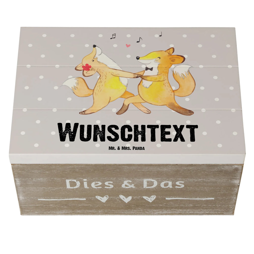 Personalisierte Holzkiste Füchse Salsa tanzen Kiste Personalisiert, Erinnerungskiste, Geschenkbox personalisiert, Holzkiste mit Namen, Schatzkiste mit Namen, Schatulle mit Namen, Truhe Personalisiert, Aufbewahrungsbox Personalisiert, mit Namen, GEschenkdose personalisiert, Dekokiste Personalisiert, Erinnerungsbox mit Namen, Holzkiste Personalisiert, Dekokiste mit Namen, Kiste mit Namen, Schatulle Personalisiert, Erinnerungskiste Personalisiert, Truhe mit Namen, Erinnerungsbox Personalisiert, Aufbewahrungsbox mit Namen, Schatzkiste Personalisiert, Geschenk, Sport, Sportart, Hobby, Schenken, Danke, Dankeschön, Auszeichnung, Gewinn, Sportler, Tanzkurs, Salsa tanzen, Tanzschule, Tanzen