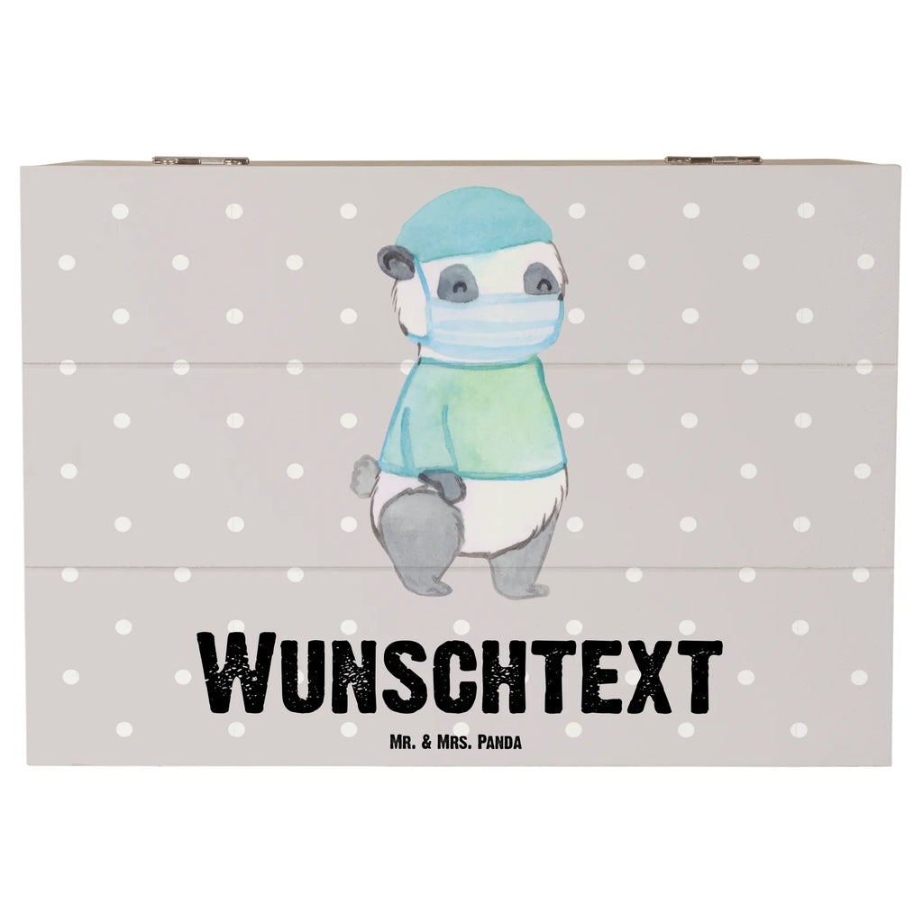 Personalizowane drewniane pudełko asystent operacyjny serce Kiste mit Namen, Schatzkiste mit Namen, Geschenkbox personalisiert, Holzkiste Personalisiert, Erinnerungsbox mit Namen, Dekokiste mit Namen, Schatulle mit Namen, Schatulle Personalisiert, mit Namen, Kiste Personalisiert, Schatzkiste Personalisiert, Aufbewahrungsbox Personalisiert, Erinnerungsbox Personalisiert, Aufbewahrungsbox mit Namen, Erinnerungskiste Personalisiert, Truhe Personalisiert, GEschenkdose personalisiert, Holzkiste mit Namen, Truhe mit Namen, Dekokiste Personalisiert, Erinnerungskiste, Beruf, Ausbildung, Jubiläum, Abschied, Rente, Kollege, Kollegin, Geschenk, Schenken, Arbeitskollege, Mitarbeiter, Firma, Danke, Dankeschön, OP Assistent, Operationstechnischer Assistent, Operationsassistenz, Operationsassistent, OTA