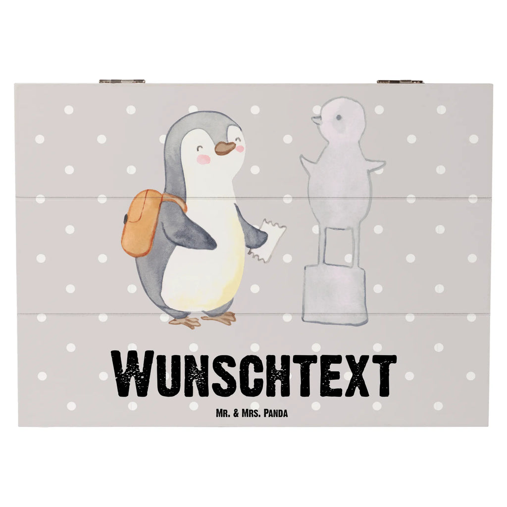 Personalised wooden chest penguin to visit a museum Dekokiste Personalisiert, Holzkiste Personalisiert, Schatzkiste mit Namen, Truhe mit Namen, Geschenkbox Personalisiert, GEschenkdose Personalisiert, Kiste Personalisiert, mit Namen, Dekokiste mit Namen, Schatzkiste Personalisiert, Erinnerungsbox mit Namen, Truhe Personalisiert, Holzkiste mit Namen, Aufbewahrungsbox Personalisiert, Erinnerungsbox Personalisiert, Aufbewahrungsbox mit Namen, Schatulle mit Namen, Schatulle Personalisiert, Erinnerungskiste Personalisiert, Kiste mit Namen, Hobby, Sportart, Schenken, Sport, Sportler, Gewinn, Auszeichnung, Dankeschön, Geschenk, Danke, Museen, Museum Besuchen