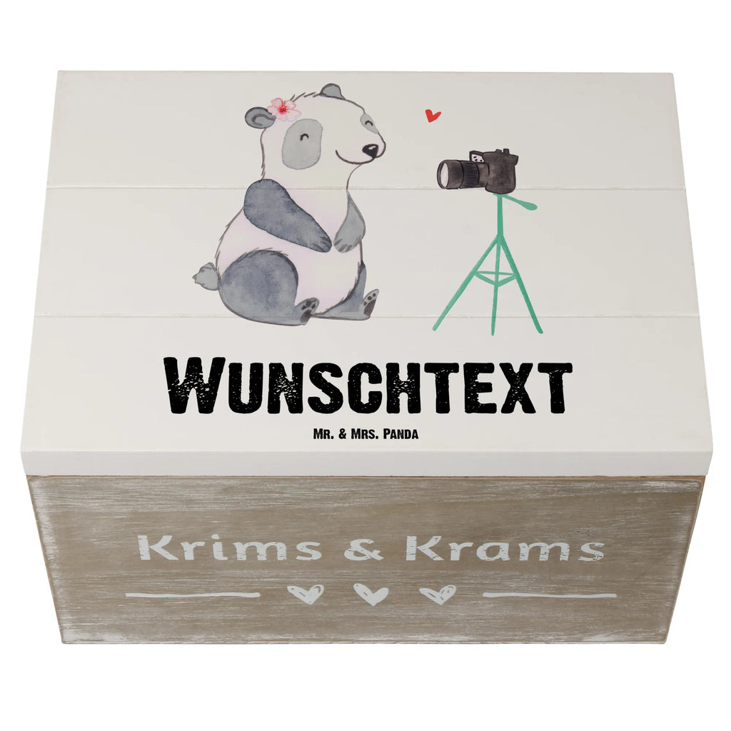 Personalised wooden chest Vlogger Heart Geschenkbox Personalisiert, Dekokiste mit Namen, Truhe Personalisiert, Aufbewahrungsbox mit Namen, Kiste Personalisiert, Schatzkiste Personalisiert, mit Namen, Holzkiste mit Namen, Kiste mit Namen, Schatulle Personalisiert, Truhe mit Namen, Erinnerungsbox Personalisiert, Schatzkiste mit Namen, Dekokiste Personalisiert, Erinnerungskiste Personalisiert, Aufbewahrungsbox Personalisiert, Erinnerungsbox mit Namen, Schatulle mit Namen, GEschenkdose Personalisiert, Holzkiste Personalisiert, Beruf, Firma, Schenken, Mitarbeiter, Arbeitskollege, Danke, Kollegin, Geschenk, Kollege, Rente, Jubiläum, Abschied, Dankeschön, Ausbildung