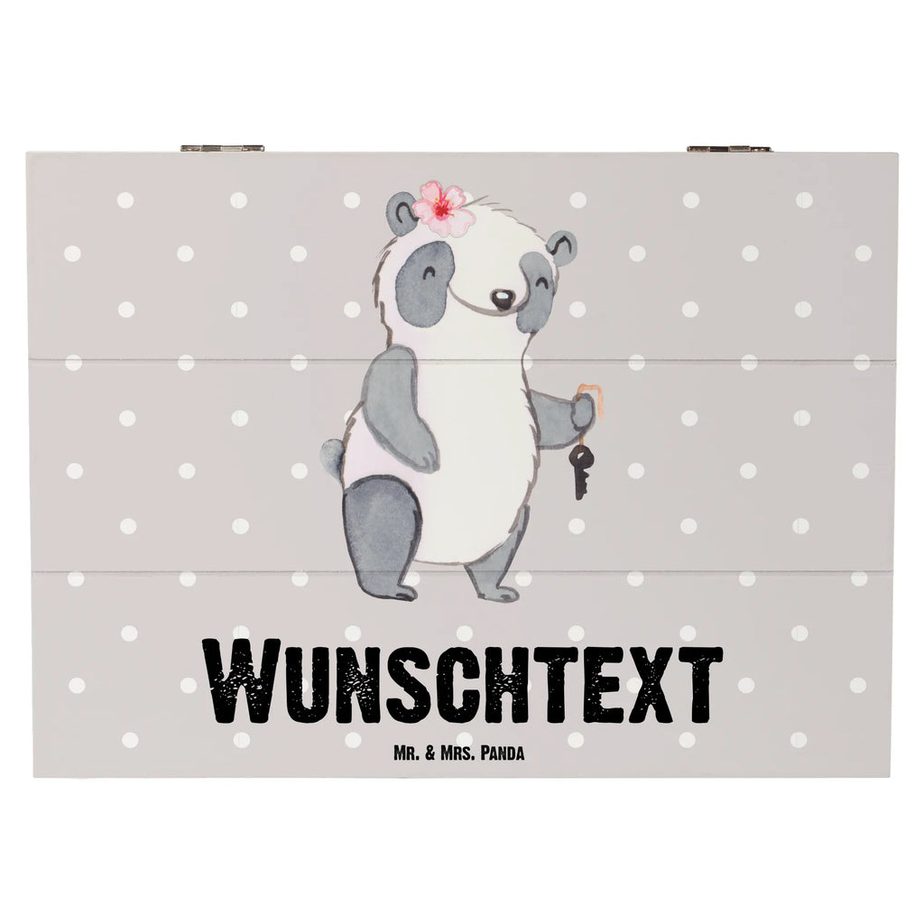 Personalisierte Holzkiste Vermieterin Herz Dekokiste mit Namen, Dekokiste Personalisiert, Erinnerungskiste, Erinnerungskiste Personalisiert, Aufbewahrungsbox mit Namen, Kiste mit Namen, Holzkiste Personalisiert, Schatulle mit Namen, Schatulle Personalisiert, Holzkiste mit Namen, GEschenkdose personalisiert, mit Namen, Kiste Personalisiert, Truhe mit Namen, Geschenkbox personalisiert, Schatzkiste Personalisiert, Aufbewahrungsbox Personalisiert, Erinnerungsbox mit Namen, Erinnerungsbox Personalisiert, Truhe Personalisiert, Schatzkiste mit Namen, Beruf, Ausbildung, Jubiläum, Abschied, Rente, Kollege, Kollegin, Geschenk, Schenken, Arbeitskollege, Mitarbeiter, Firma, Danke, Dankeschön