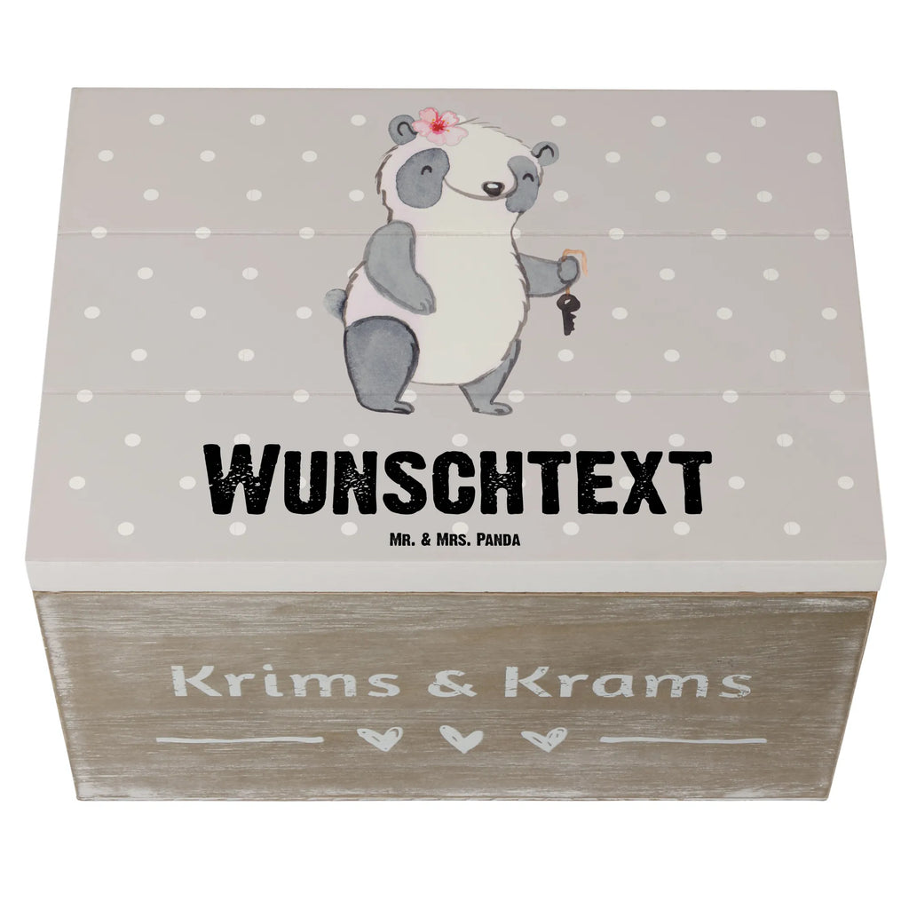 Personalisierte Holzkiste Vermieterin Herz Dekokiste mit Namen, Dekokiste Personalisiert, Erinnerungskiste, Erinnerungskiste Personalisiert, Aufbewahrungsbox mit Namen, Kiste mit Namen, Holzkiste Personalisiert, Schatulle mit Namen, Schatulle Personalisiert, Holzkiste mit Namen, GEschenkdose personalisiert, mit Namen, Kiste Personalisiert, Truhe mit Namen, Geschenkbox personalisiert, Schatzkiste Personalisiert, Aufbewahrungsbox Personalisiert, Erinnerungsbox mit Namen, Erinnerungsbox Personalisiert, Truhe Personalisiert, Schatzkiste mit Namen, Beruf, Ausbildung, Jubiläum, Abschied, Rente, Kollege, Kollegin, Geschenk, Schenken, Arbeitskollege, Mitarbeiter, Firma, Danke, Dankeschön