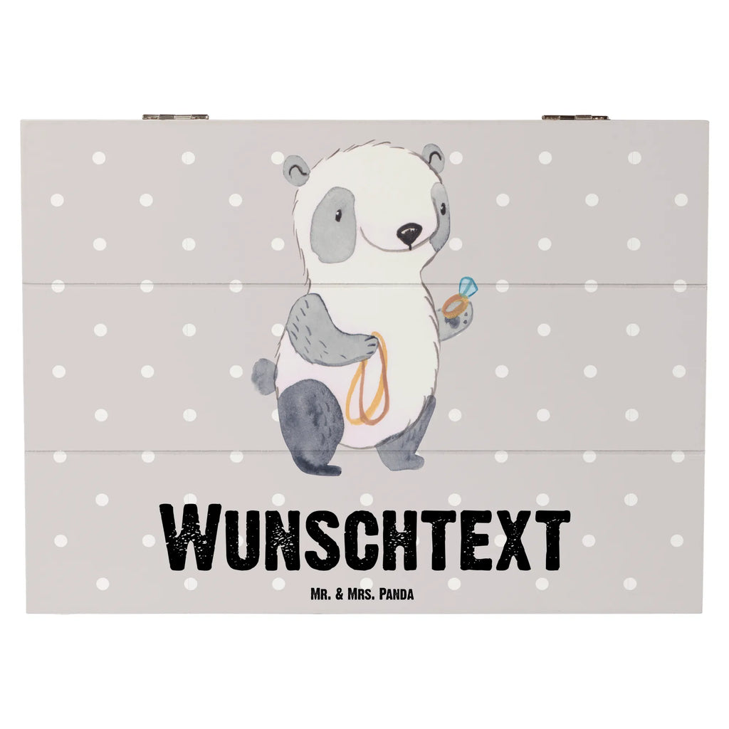 Personalisierte Holzkiste Goldschmied mit Herz Geschenkbox personalisiert, Truhe mit Namen, Holzkiste Personalisiert, Erinnerungskiste Personalisiert, Schatulle Personalisiert, Schatzkiste mit Namen, Truhe Personalisiert, Dekokiste mit Namen, Erinnerungskiste, Erinnerungsbox mit Namen, Aufbewahrungsbox mit Namen, Kiste Personalisiert, Holzkiste mit Namen, Schatulle mit Namen, Erinnerungsbox Personalisiert, Dekokiste Personalisiert, GEschenkdose personalisiert, mit Namen, Aufbewahrungsbox Personalisiert, Kiste mit Namen, Schatzkiste Personalisiert, Beruf, Ausbildung, Jubiläum, Abschied, Rente, Kollege, Kollegin, Geschenk, Schenken, Arbeitskollege, Mitarbeiter, Firma, Danke, Dankeschön, Schmuckwarenhändler, Eröffnung, Schmied, Goldschmied, Juwelier, Schmuckgeschäft