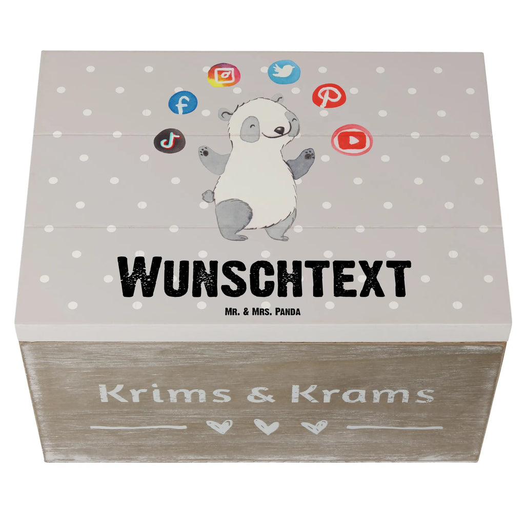 Personalisierte Holzkiste PR Manager mit Herz Holzkiste Personalisiert, Dekokiste Personalisiert, mit Namen, Aufbewahrungsbox mit Namen, Schatzkiste Personalisiert, Erinnerungskiste Personalisiert, Aufbewahrungsbox Personalisiert, Erinnerungsbox mit Namen, Truhe mit Namen, Holzkiste mit Namen, GEschenkdose Personalisiert, Schatulle Personalisiert, Geschenkbox Personalisiert, Dekokiste mit Namen, Schatzkiste mit Namen, Truhe Personalisiert, Erinnerungsbox Personalisiert, Schatulle mit Namen, Kiste Personalisiert, Kiste mit Namen, Beruf, Firma, Schenken, Mitarbeiter, Arbeitskollege, Danke, Kollegin, Geschenk, Kollege, Rente, Jubiläum, Abschied, Dankeschön, Ausbildung