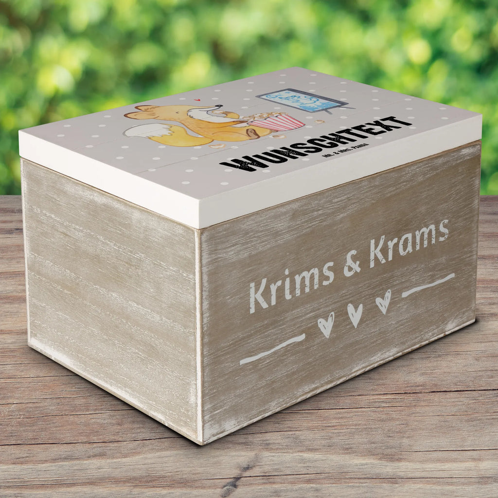 Personalisierte Holzkiste Fuchs Filme gucken Erinnerungskiste Personalisiert, Dekokiste Personalisiert, Schatzkiste Personalisiert, Erinnerungsbox mit Namen, Schatulle mit Namen, Schatzkiste mit Namen, Dekokiste mit Namen, Truhe Personalisiert, GEschenkdose Personalisiert, Aufbewahrungsbox Personalisiert, Holzkiste Personalisiert, Kiste Personalisiert, Geschenkbox Personalisiert, mit Namen, Erinnerungsbox Personalisiert, Holzkiste mit Namen, Aufbewahrungsbox mit Namen, Kiste mit Namen, Schatulle Personalisiert, Truhe mit Namen, Geschenk, Schenken, Sport, Sportart, Hobby, Danke, Dankeschön, Auszeichnung, Gewinn, Sportler, Filme Gucken, Kino, Fernsehen, Filmabend, TV