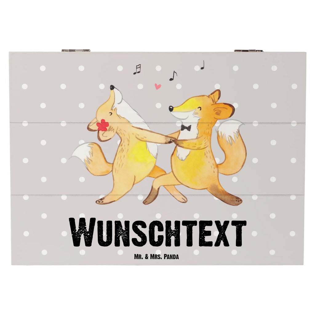 Personalisierte Holzkiste Füchse Salsa tanzen Kiste Personalisiert, Erinnerungskiste, Geschenkbox personalisiert, Holzkiste mit Namen, Schatzkiste mit Namen, Schatulle mit Namen, Truhe Personalisiert, Aufbewahrungsbox Personalisiert, mit Namen, GEschenkdose personalisiert, Dekokiste Personalisiert, Erinnerungsbox mit Namen, Holzkiste Personalisiert, Dekokiste mit Namen, Kiste mit Namen, Schatulle Personalisiert, Erinnerungskiste Personalisiert, Truhe mit Namen, Erinnerungsbox Personalisiert, Aufbewahrungsbox mit Namen, Schatzkiste Personalisiert, Geschenk, Sport, Sportart, Hobby, Schenken, Danke, Dankeschön, Auszeichnung, Gewinn, Sportler, Tanzkurs, Salsa tanzen, Tanzschule, Tanzen