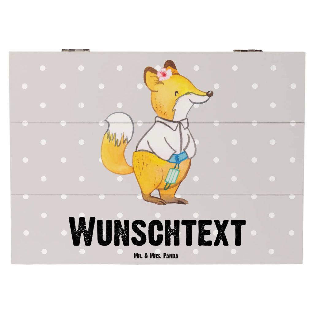 Personalisierte Holzkiste Gynäkologin Herz Truhe mit Namen, Erinnerungskiste Personalisiert, Schatulle mit Namen, Aufbewahrungsbox Personalisiert, Schatzkiste Personalisiert, Truhe Personalisiert, Schatzkiste mit Namen, GEschenkdose Personalisiert, Kiste Personalisiert, mit Namen, Kiste mit Namen, Holzkiste mit Namen, Schatulle Personalisiert, Aufbewahrungsbox mit Namen, Holzkiste Personalisiert, Geschenkbox Personalisiert, Erinnerungsbox mit Namen, Erinnerungsbox Personalisiert, Dekokiste mit Namen, Dekokiste Personalisiert, Beruf, Firma, Schenken, Mitarbeiter, Arbeitskollege, Danke, Kollegin, Geschenk, Kollege, Rente, Jubiläum, Abschied, Dankeschön, Ausbildung, Gynäkologin, Geschenk Frauenarzt nach Geburt, Frauenarztpraxis, Geburtshilfe, Frauenärztin