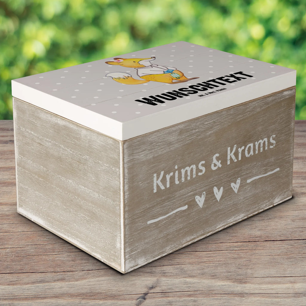 Personalisierte Holzkiste Gynäkologin Herz Truhe mit Namen, Erinnerungskiste Personalisiert, Schatulle mit Namen, Aufbewahrungsbox Personalisiert, Schatzkiste Personalisiert, Truhe Personalisiert, Schatzkiste mit Namen, GEschenkdose Personalisiert, Kiste Personalisiert, mit Namen, Kiste mit Namen, Holzkiste mit Namen, Schatulle Personalisiert, Aufbewahrungsbox mit Namen, Holzkiste Personalisiert, Geschenkbox Personalisiert, Erinnerungsbox mit Namen, Erinnerungsbox Personalisiert, Dekokiste mit Namen, Dekokiste Personalisiert, Beruf, Firma, Schenken, Mitarbeiter, Arbeitskollege, Danke, Kollegin, Geschenk, Kollege, Rente, Jubiläum, Abschied, Dankeschön, Ausbildung, Gynäkologin, Geschenk Frauenarzt nach Geburt, Frauenarztpraxis, Geburtshilfe, Frauenärztin