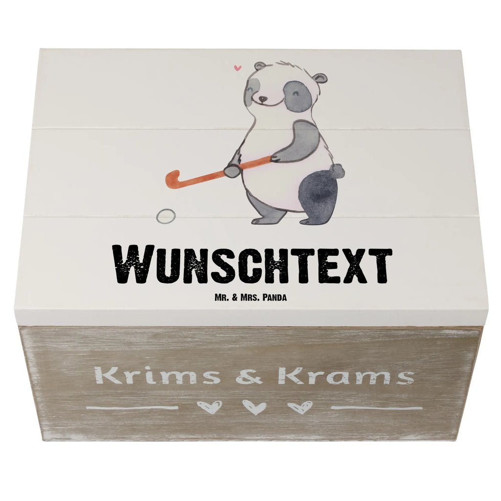 Personalizowane drewniane pudełko Panda grać w hokej Holzkiste mit Namen, Aufbewahrungsbox mit Namen, Aufbewahrungsbox Personalisiert, Schatzkiste mit Namen, Kiste Personalisiert, GEschenkdose Personalisiert, Schatulle mit Namen, Kiste mit Namen, Erinnerungsbox Personalisiert, Truhe mit Namen, Dekokiste mit Namen, Schatzkiste Personalisiert, Schatulle Personalisiert, Erinnerungsbox mit Namen, mit Namen, Truhe Personalisiert, Geschenkbox Personalisiert, Dekokiste Personalisiert, Erinnerungskiste Personalisiert, Holzkiste Personalisiert, Geschenk, Schenken, Sport, Sportart, Hobby, Danke, Dankeschön, Auszeichnung, Gewinn, Sportler, Feldhockey, Hockey spielen, Hockey Verein, Hockeyschläger