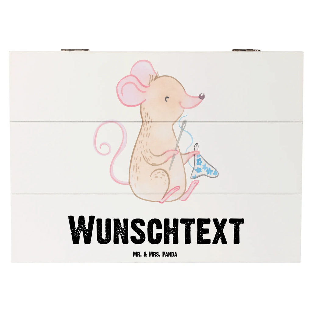 Personalisierte Holzkiste Maus Nähen GEschenkdose personalisiert, Aufbewahrungsbox Personalisiert, Schatulle Personalisiert, Truhe Personalisiert, Kiste Personalisiert, Holzkiste mit Namen, Erinnerungsbox Personalisiert, Schatzkiste mit Namen, mit Namen, Kiste mit Namen, Schatulle mit Namen, Aufbewahrungsbox mit Namen, Dekokiste mit Namen, Dekokiste Personalisiert, Geschenkbox personalisiert, Holzkiste Personalisiert, Erinnerungsbox mit Namen, Erinnerungskiste, Erinnerungskiste Personalisiert, Schatzkiste Personalisiert, Truhe mit Namen, Geschenk, Sport, Sportart, Hobby, Schenken, Danke, Dankeschön, Auszeichnung, Gewinn, Sportler, kreatives Hobby, DIY, Nähmaschine, Nähkurs, Nähen
