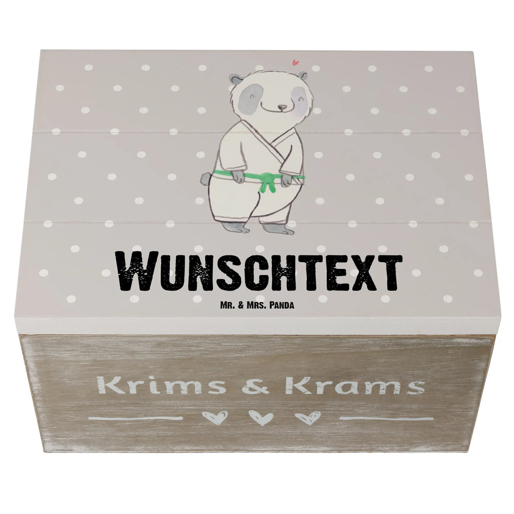Personalisierte Holzkiste Panda Jiu Jitsu Holzkiste mit Namen, Schatzkiste mit Namen, Holzkiste Personalisiert, Aufbewahrungsbox Personalisiert, Kiste mit Namen, Truhe Personalisiert, Truhe mit Namen, Geschenkbox Personalisiert, Dekokiste Personalisiert, GEschenkdose Personalisiert, Erinnerungsbox Personalisiert, Schatzkiste Personalisiert, mit Namen, Schatulle mit Namen, Erinnerungsbox mit Namen, Schatulle Personalisiert, Aufbewahrungsbox mit Namen, Erinnerungskiste Personalisiert, Kiste Personalisiert, Dekokiste mit Namen, Geschenk, Schenken, Sport, Sportart, Hobby, Danke, Dankeschön, Auszeichnung, Gewinn, Sportler, Selbstverteidigung, Japanische Kampfkunst, Jiu Jitsu