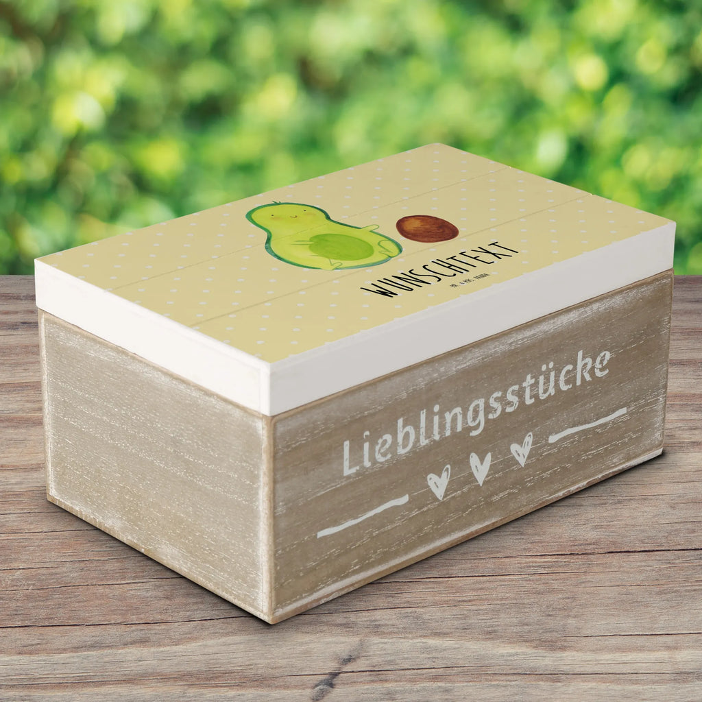 Personalisierte Holzkiste Avocado Kern rollt Geschenkbox Personalisiert, Schatulle mit Namen, Kiste Personalisiert, Dekokiste mit Namen, Schatulle Personalisiert, Holzkiste mit Namen, Truhe Personalisiert, Erinnerungskiste Personalisiert, Kiste mit Namen, GEschenkdose Personalisiert, Truhe mit Namen, Aufbewahrungsbox mit Namen, Schatzkiste Personalisiert, Holzkiste Personalisiert, Erinnerungsbox mit Namen, mit Namen, Aufbewahrungsbox Personalisiert, Dekokiste Personalisiert, Schatzkiste mit Namen, Erinnerungsbox Personalisiert, Veggie, Vegan, Gesund, Avocado, Schwanger, Babyparty, Erstes Kind, Avocados, Große Liebe, Liebe, Love, Geburt, Säugling, Geburtstag, Zur Geburt, Schwangerschaft, Kind, Baby