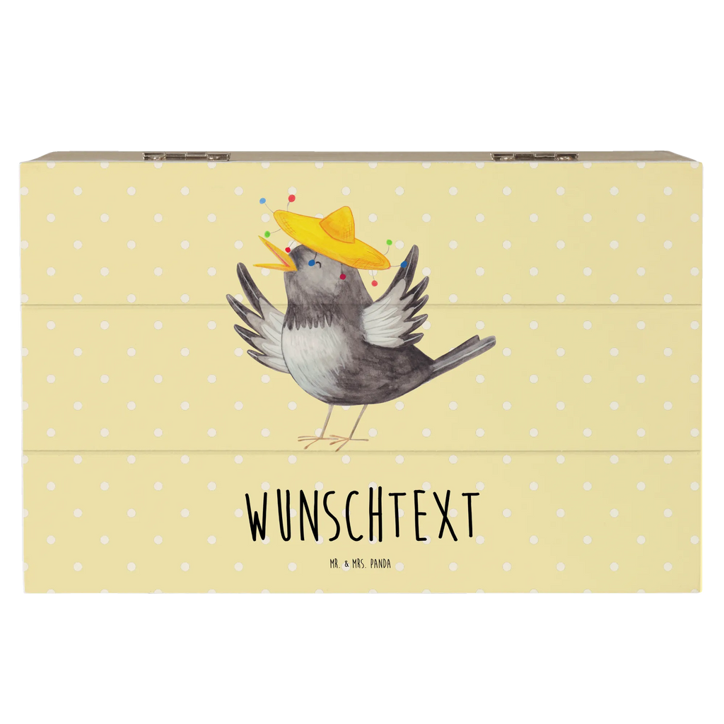 Personalizowane drewniane pudełko kruk Sombrero GEschenkdose Personalisiert, Schatzkiste mit Namen, Dekokiste mit Namen, Schatulle Personalisiert, Geschenkbox Personalisiert, Holzkiste Personalisiert, Truhe mit Namen, Kiste Personalisiert, Truhe Personalisiert, Holzkiste mit Namen, Schatulle mit Namen, Aufbewahrungsbox Personalisiert, Erinnerungsbox mit Namen, Schatzkiste Personalisiert, Erinnerungskiste Personalisiert, mit Namen, Dekokiste Personalisiert, Kiste mit Namen, Erinnerungsbox Personalisiert, Aufbewahrungsbox mit Namen, Lustige Sprüche, Tiere, Tiermotive, Gute Laune, Vogel, Rabe, Glück Spruch, glücklich sein, Froh, Elster, Vögel, Fröhlich sein, Motivation, Spruch Positiv