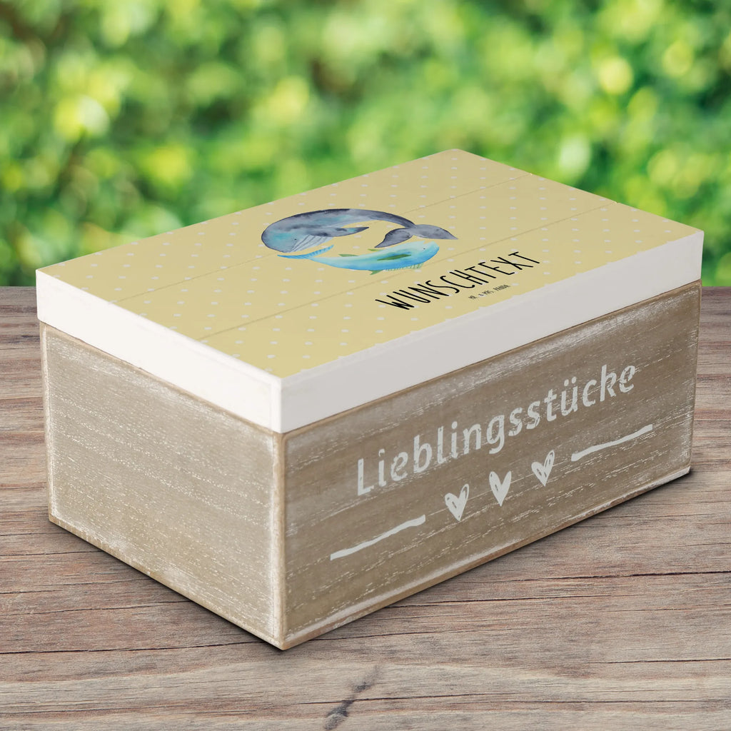 Personalised wooden chest whale tuna Dekokiste mit Namen, Schatzkiste mit Namen, mit Namen, Erinnerungsbox Personalisiert, Erinnerungsbox mit Namen, GEschenkdose personalisiert, Aufbewahrungsbox mit Namen, Schatulle mit Namen, Kiste mit Namen, Schatzkiste Personalisiert, Erinnerungskiste Personalisiert, Truhe mit Namen, Erinnerungskiste, Schatulle Personalisiert, Dekokiste Personalisiert, Holzkiste mit Namen, Holzkiste Personalisiert, Geschenkbox personalisiert, Aufbewahrungsbox Personalisiert, Truhe Personalisiert, Kiste Personalisiert, lustige Sprüche, Tiere, Tiermotive, Gute Laune, Flachwitz, Spruch des Tages, Wahl, Wal, Witz, Spruch lustig, Flachwitz Geschenk, Wortwitz lustig, Tunfisch