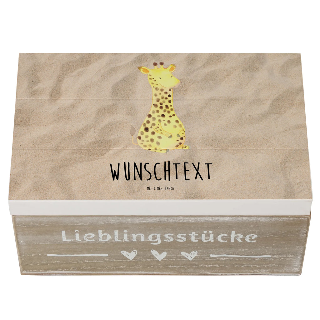 Personalisierte Holzkiste Giraffe Zufrieden Truhe mit Namen, Kiste mit Namen, Erinnerungskiste, Erinnerungskiste Personalisiert, mit Namen, Aufbewahrungsbox mit Namen, Schatulle mit Namen, Kiste Personalisiert, Schatulle Personalisiert, Erinnerungsbox mit Namen, Schatzkiste Personalisiert, Holzkiste mit Namen, Schatzkiste mit Namen, Aufbewahrungsbox Personalisiert, GEschenkdose personalisiert, Erinnerungsbox Personalisiert, Truhe Personalisiert, Dekokiste Personalisiert, Holzkiste Personalisiert, Geschenkbox personalisiert, Dekokiste mit Namen, Afrika, Wildtiere, Giraffe, Abenteuer, Glück, Zufrieden