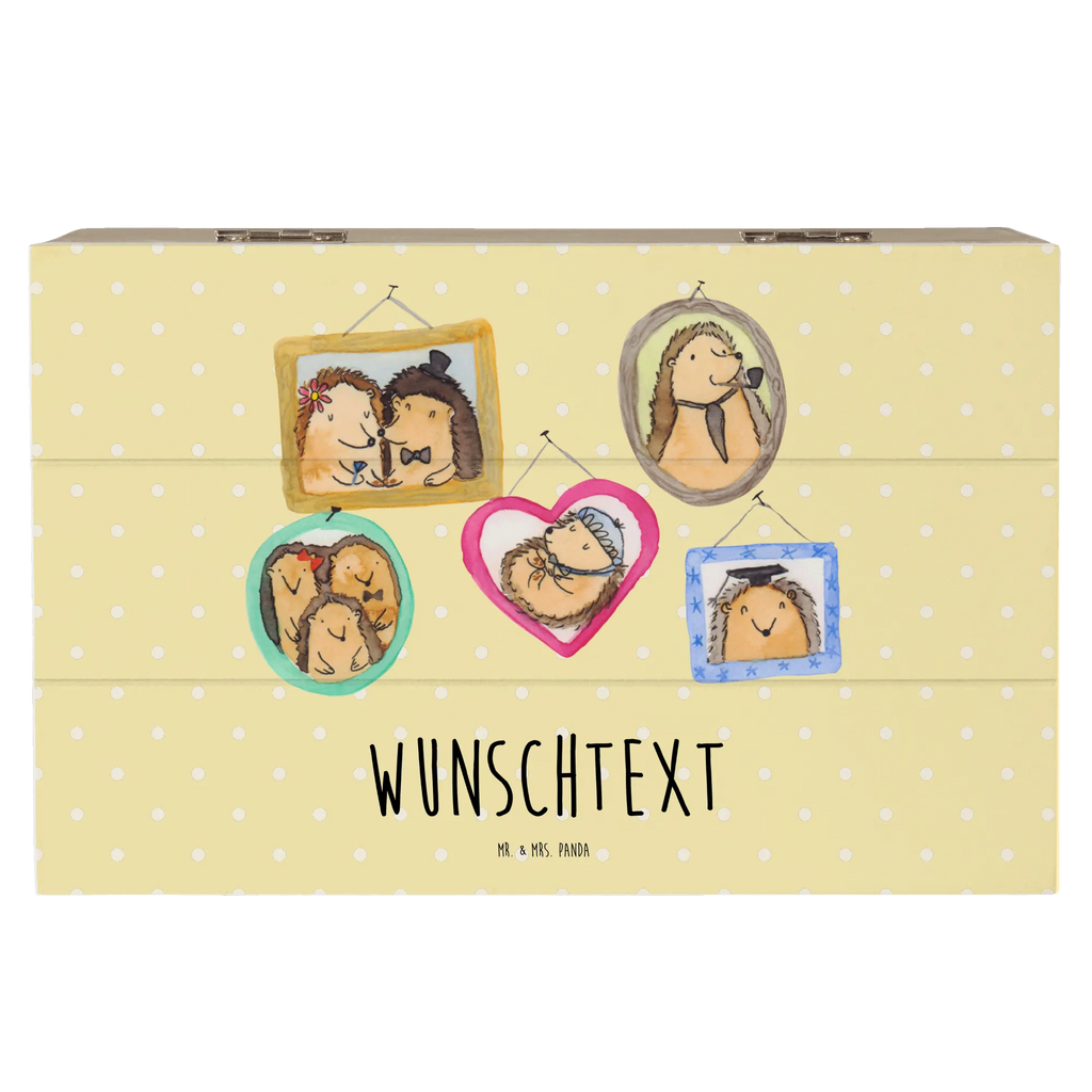 Personalised wooden chest Hedgehog family Aufbewahrungsbox Personalisiert, Erinnerungsbox mit Namen, Kiste mit Namen, Kiste Personalisiert, Holzkiste Personalisiert, Schatzkiste Personalisiert, Aufbewahrungsbox mit Namen, Erinnerungskiste Personalisiert, Geschenkbox personalisiert, Dekokiste mit Namen, Truhe mit Namen, GEschenkdose personalisiert, Schatzkiste mit Namen, Schatulle mit Namen, Dekokiste Personalisiert, Truhe Personalisiert, Erinnerungsbox Personalisiert, mit Namen, Schatulle Personalisiert, Erinnerungskiste, Holzkiste mit Namen, Familie, Vatertag, Muttertag, Bruder, Schwester, Mama, Papa, Oma, Opa, Liebe, Zusammenhalt, Glück, Igel, Bilder