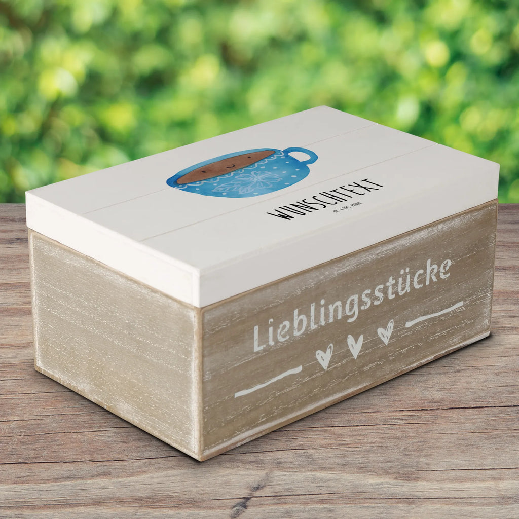 Personalised wooden chest Coffee Cup Erinnerungsbox mit Namen, Holzkiste Personalisiert, Kiste mit Namen, Schatzkiste Personalisiert, Aufbewahrungsbox mit Namen, Truhe Personalisiert, Schatzkiste mit Namen, Dekokiste mit Namen, GEschenkdose Personalisiert, Geschenkbox Personalisiert, mit Namen, Holzkiste mit Namen, Erinnerungskiste Personalisiert, Truhe mit Namen, Schatulle Personalisiert, Dekokiste Personalisiert, Kiste Personalisiert, Schatulle mit Namen, Erinnerungsbox Personalisiert, Aufbewahrungsbox Personalisiert, Lustige Sprüche, Tiere, Tiermotive, Gute Laune, Geschmack, Kaffee, Glücklich, Tasse, Genuss, Liebe