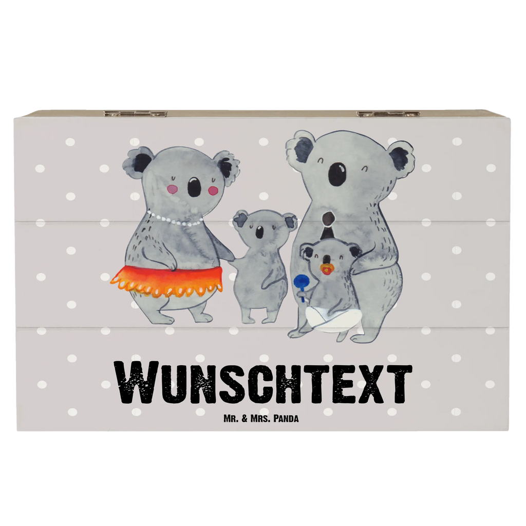 Personalisierte Holzkiste Koala Familie Dekokiste Personalisiert, Holzkiste Personalisiert, Geschenkbox Personalisiert, Kiste Personalisiert, mit Namen, Truhe mit Namen, Schatzkiste Personalisiert, Truhe Personalisiert, Erinnerungskiste Personalisiert, Aufbewahrungsbox Personalisiert, Aufbewahrungsbox mit Namen, Dekokiste mit Namen, Holzkiste mit Namen, Schatzkiste mit Namen, Erinnerungsbox Personalisiert, Erinnerungsbox mit Namen, Schatulle Personalisiert, GEschenkdose Personalisiert, Schatulle mit Namen, Kiste mit Namen, Vatertag, Bruder, Mama, Schwester, Familie, Opa, Oma, Muttertag, Papa, Kinder, Koala, Family, Geschwister, Koalas, Familienleben