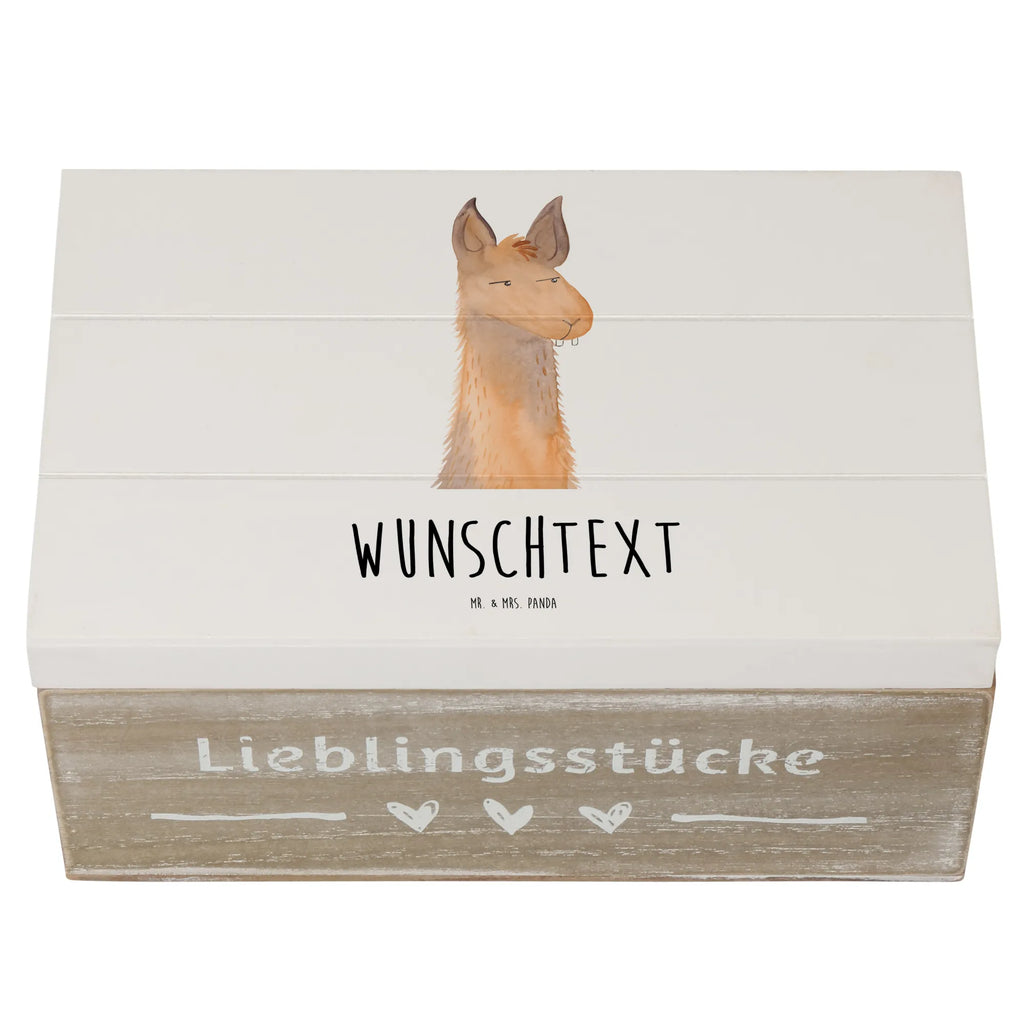 Personalisierte Holzkiste Lamakopf genervt Erinnerungsbox mit Namen, Schatzkiste mit Namen, Aufbewahrungsbox Personalisiert, Schatzkiste Personalisiert, Truhe Personalisiert, Holzkiste mit Namen, Dekokiste mit Namen, Geschenkbox Personalisiert, Dekokiste Personalisiert, GEschenkdose Personalisiert, mit Namen, Schatulle Personalisiert, Aufbewahrungsbox mit Namen, Truhe mit Namen, Erinnerungsbox Personalisiert, Erinnerungskiste Personalisiert, Holzkiste Personalisiert, Schatulle mit Namen, Kiste mit Namen, Kiste Personalisiert, Lama, Alpaka, Recht haben, Chefin, Chef, Lamas, Beste Freundin, Büro, Partnerin, Freundin, Genervt sein, Azubi, Büroalltag