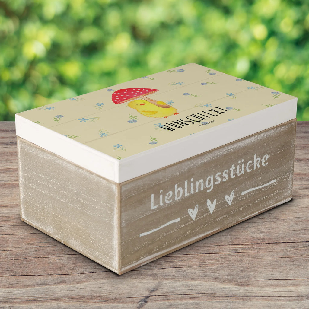 Personalizowane drewniane pudełko pisklę muchomor czerwony Dekokiste mit Namen, Kiste mit Namen, GEschenkdose Personalisiert, Schatulle mit Namen, Holzkiste mit Namen, Dekokiste Personalisiert, Erinnerungsbox mit Namen, Schatzkiste mit Namen, Schatulle Personalisiert, Truhe mit Namen, Aufbewahrungsbox Personalisiert, Kiste Personalisiert, mit Namen, Geschenkbox Personalisiert, Erinnerungsbox Personalisiert, Aufbewahrungsbox mit Namen, Erinnerungskiste Personalisiert, Truhe Personalisiert, Schatzkiste Personalisiert, Holzkiste Personalisiert, Ostern Geschenk, Osterdeko, Geschenke zu Ostern, Ostergeschenke Kinder, Osterhase, Ostergeschenke, Ostern Kinder, Ostern, Osternest, Ostergrüße, Küken, Glückspilz, Frohe Ostern, Fliegenpilz