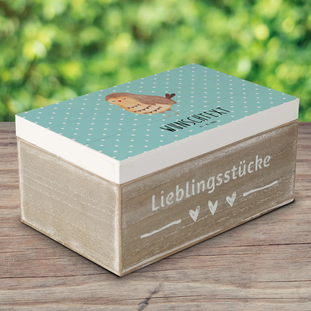 Personalised wooden chest Owl Satisfied Kiste mit Namen, GEschenkdose Personalisiert, Schatzkiste mit Namen, Erinnerungsbox mit Namen, Kiste Personalisiert, Truhe mit Namen, mit Namen, Holzkiste Personalisiert, Schatulle mit Namen, Erinnerungskiste Personalisiert, Dekokiste mit Namen, Schatulle Personalisiert, Truhe Personalisiert, Holzkiste mit Namen, Aufbewahrungsbox Personalisiert, Geschenkbox Personalisiert, Erinnerungsbox Personalisiert, Aufbewahrungsbox mit Namen, Schatzkiste Personalisiert, Dekokiste Personalisiert, Eule, Spruch schön, Wortspiel Lustig, Eule Spruch, Liebe Spruch, Eule Deko, Romantisch, Geschenk Hochzeitstag, Owl
