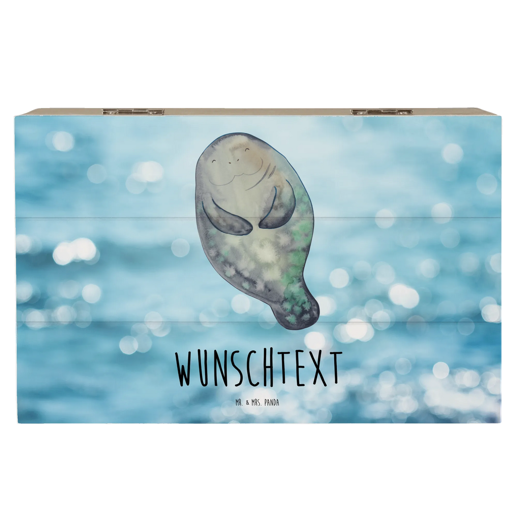 Personalisierte Holzkiste Seekuh happy Truhe mit Namen, Schatulle mit Namen, Erinnerungsbox mit Namen, Aufbewahrungsbox mit Namen, Kiste Personalisiert, Dekokiste mit Namen, Holzkiste Personalisiert, Erinnerungskiste Personalisiert, Kiste mit Namen, Truhe Personalisiert, Aufbewahrungsbox Personalisiert, GEschenkdose Personalisiert, Schatzkiste mit Namen, Schatulle Personalisiert, Geschenkbox Personalisiert, Holzkiste mit Namen, Erinnerungsbox Personalisiert, Schatzkiste Personalisiert, Dekokiste Personalisiert, mit Namen, Urlaub, Meerestiere, Meer, Seekuh, Seekühe, Zufrieden, Achtsamkeit, Neustart, Respekt, Freundin, Selbstliebe, Neuanfang, Liebeskummer