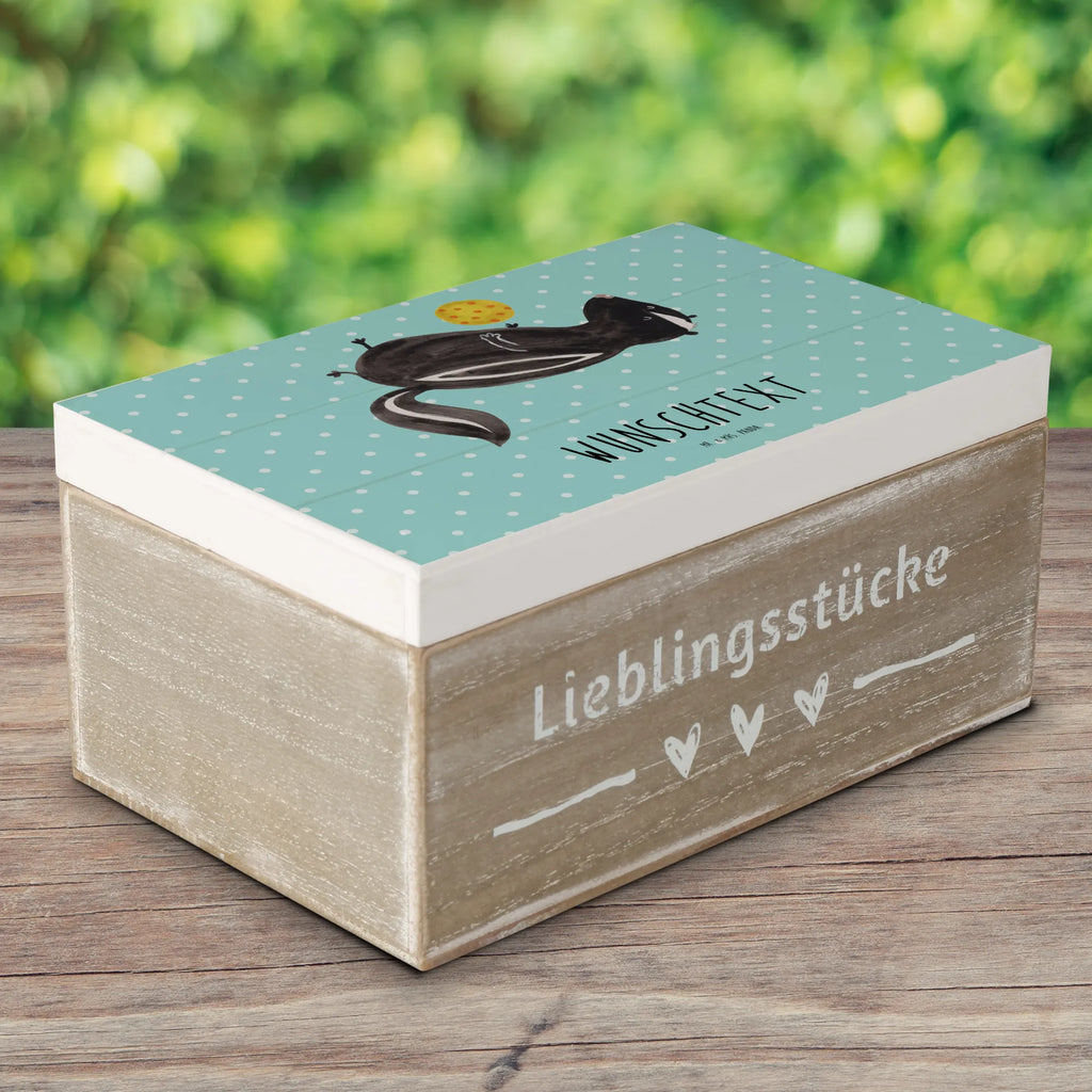 Personalizowane drewniane pudełko skunks piłka Aufbewahrungsbox Personalisiert, mit Namen, Erinnerungsbox mit Namen, Truhe mit Namen, Geschenkbox Personalisiert, Dekokiste mit Namen, GEschenkdose Personalisiert, Holzkiste mit Namen, Dekokiste Personalisiert, Aufbewahrungsbox mit Namen, Erinnerungskiste Personalisiert, Schatzkiste mit Namen, Holzkiste Personalisiert, Kiste Personalisiert, Schatulle mit Namen, Erinnerungsbox Personalisiert, Schatzkiste Personalisiert, Schatulle Personalisiert, Truhe Personalisiert, Kiste mit Namen, Stinktier, Skunk, Weisheit, Wildtier, Stinker, Raubtier, Stinki, Verspielt